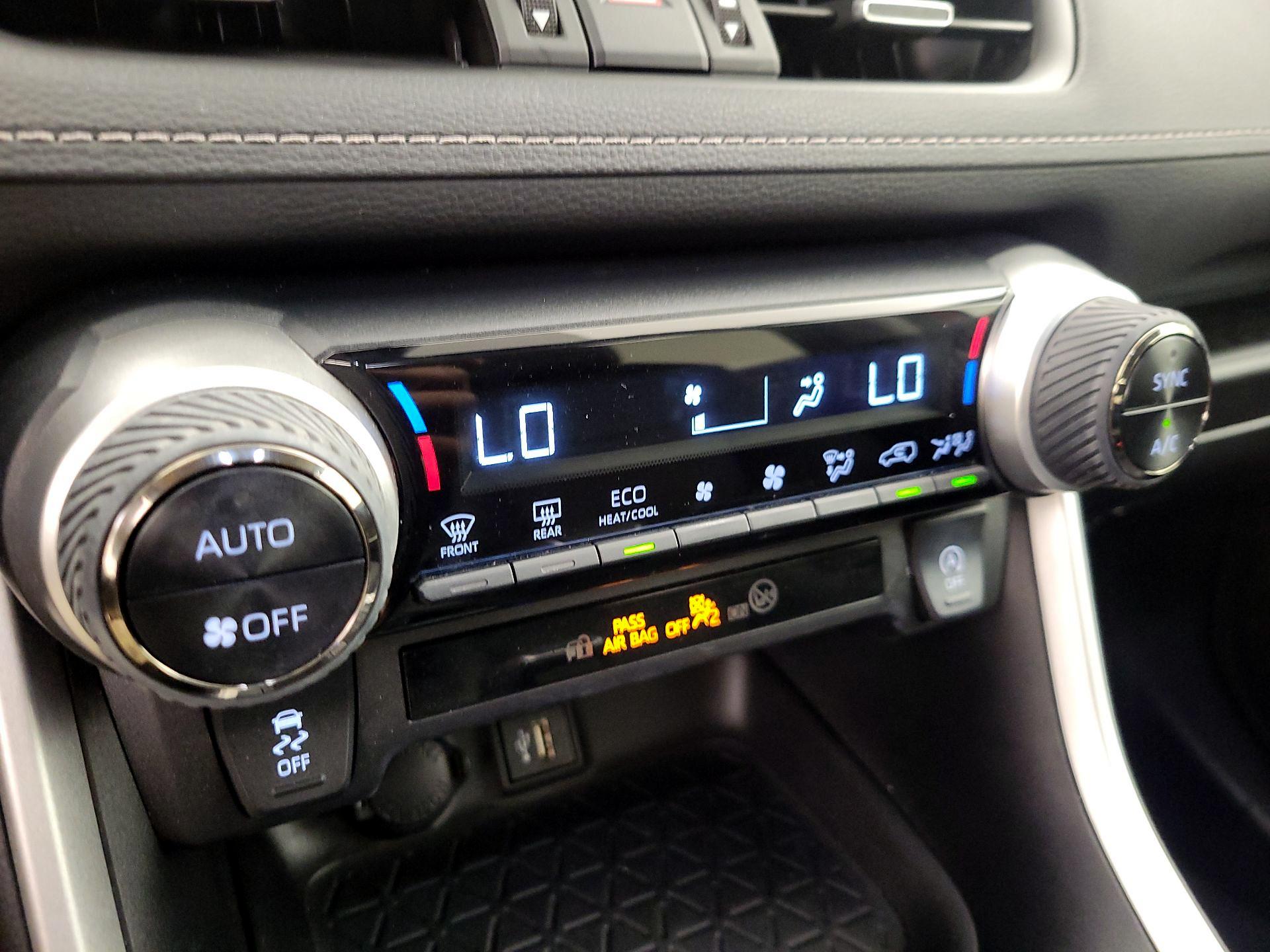 Thumbnail: 2024 Toyota RAV4 - 17