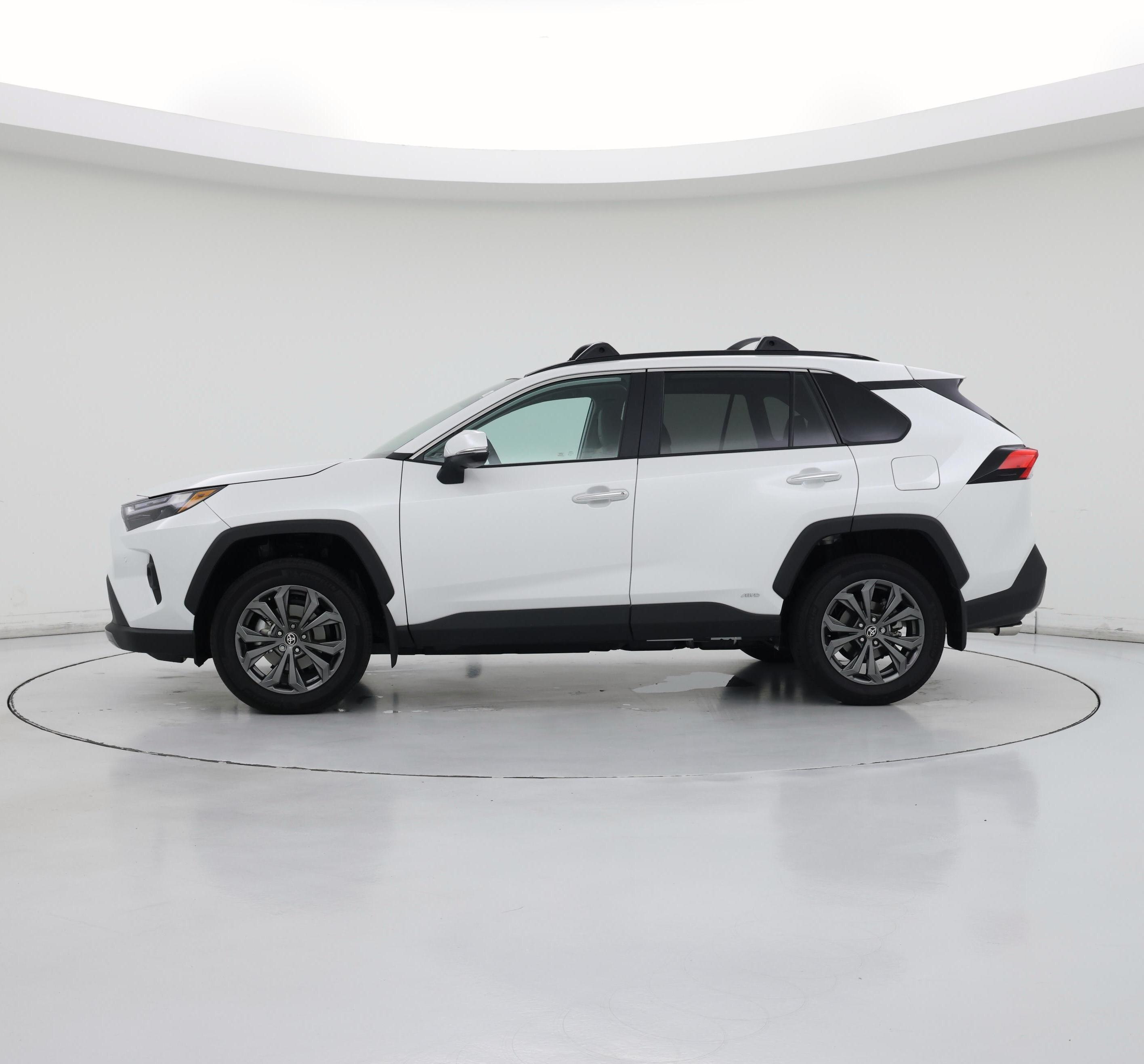 Thumbnail: 2025 Toyota RAV4 - 3