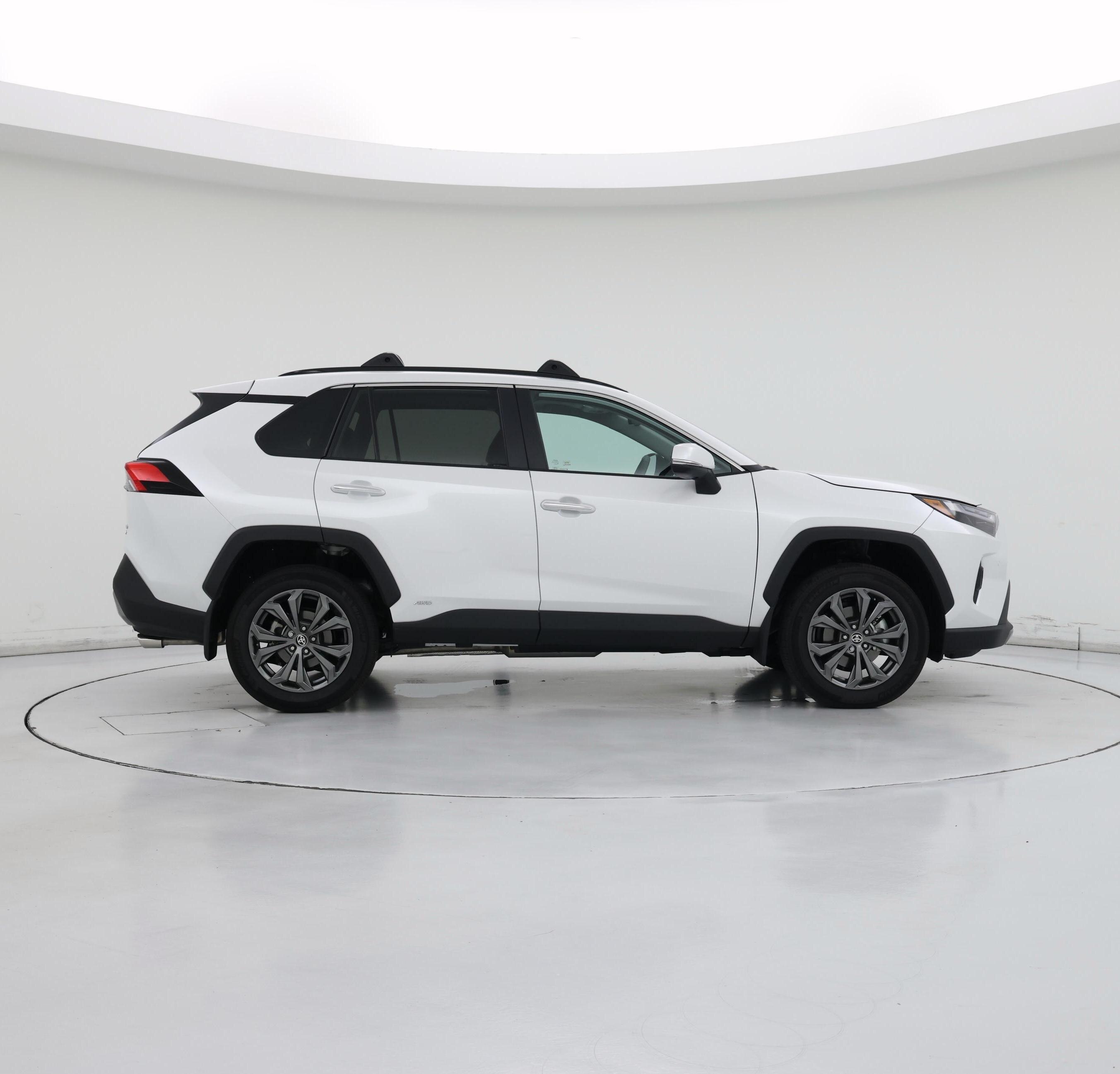 Thumbnail: 2025 Toyota RAV4 - 7