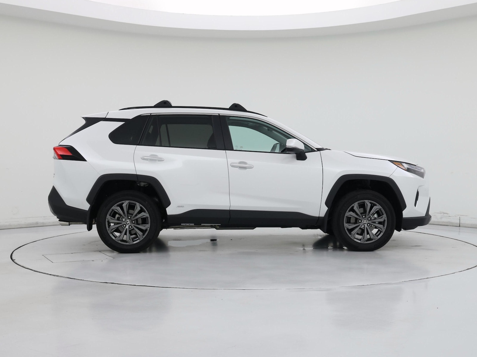 2025 Toyota RAV4 Limited - Photo 8
