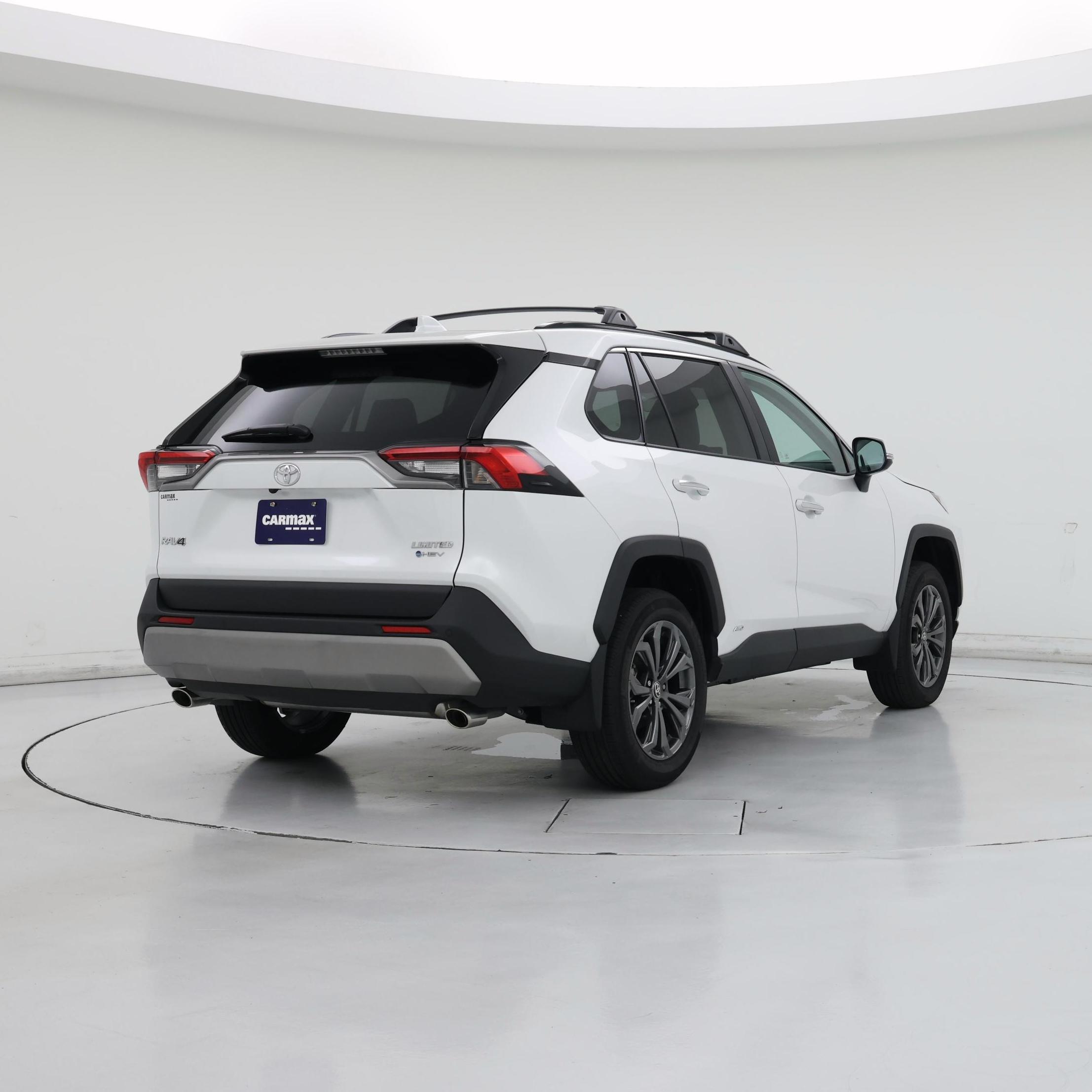 Thumbnail: 2025 Toyota RAV4 - 8