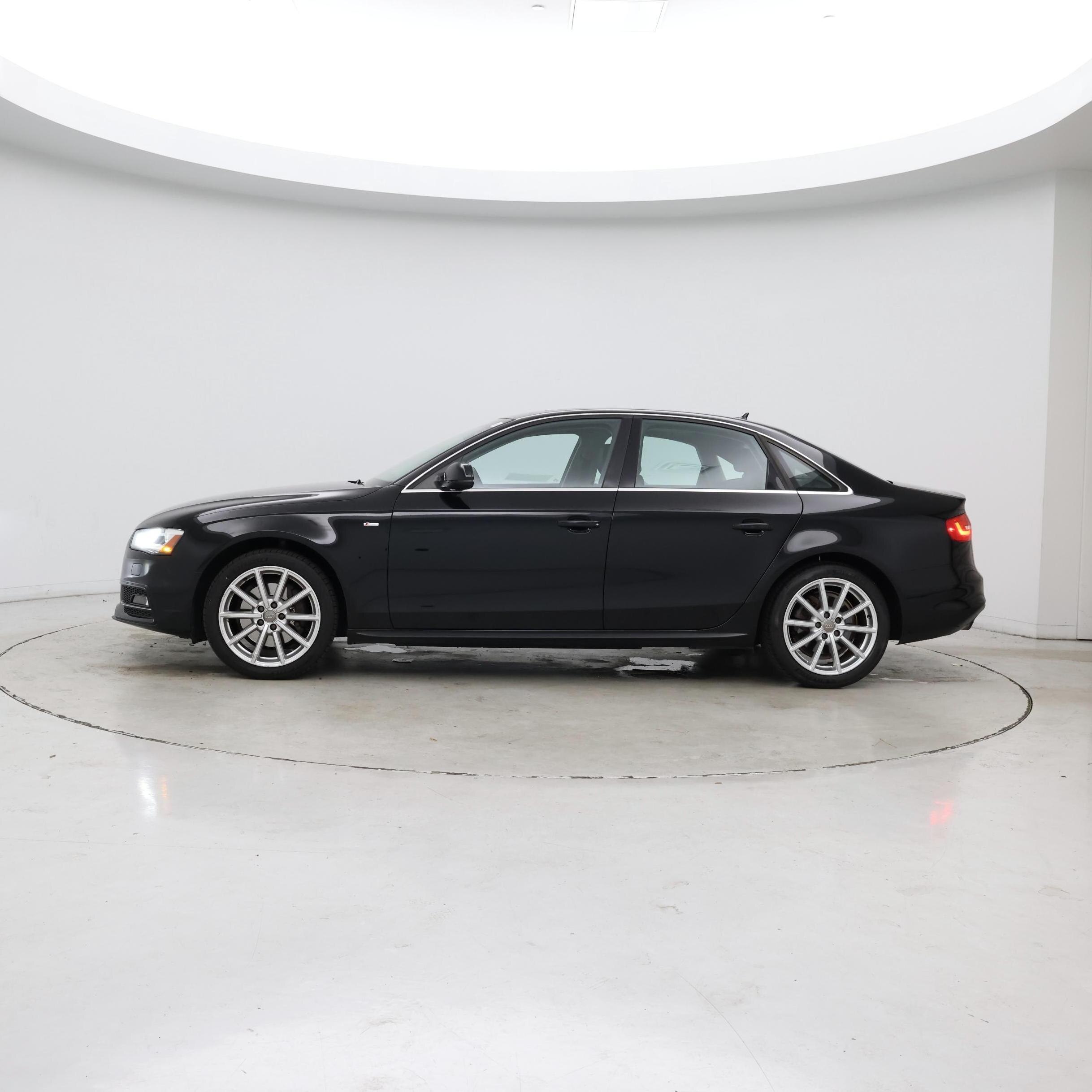 Thumbnail: 2015 Audi A4 - 3