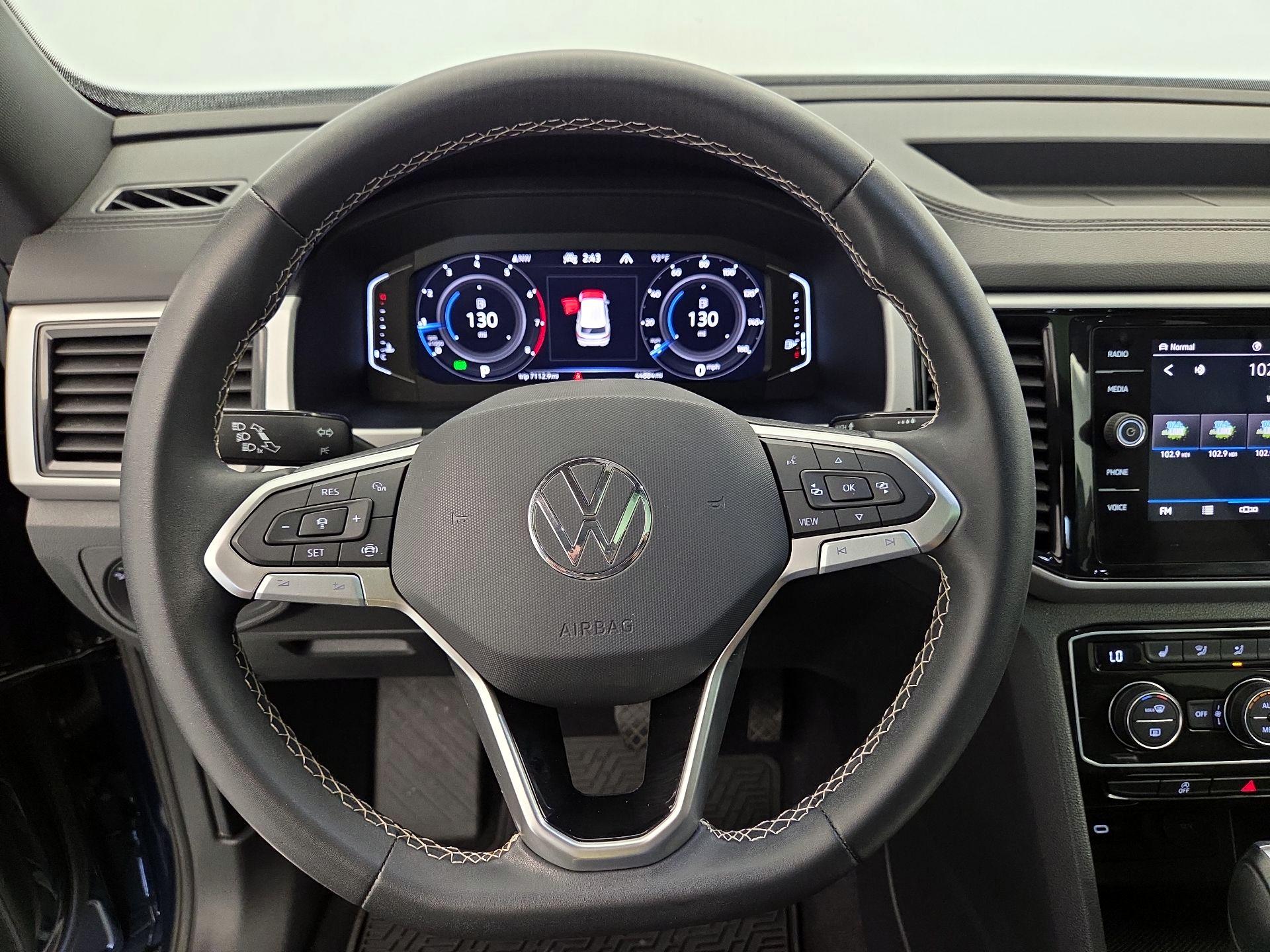 Thumbnail: 2023 Volkswagen Atlas - 10