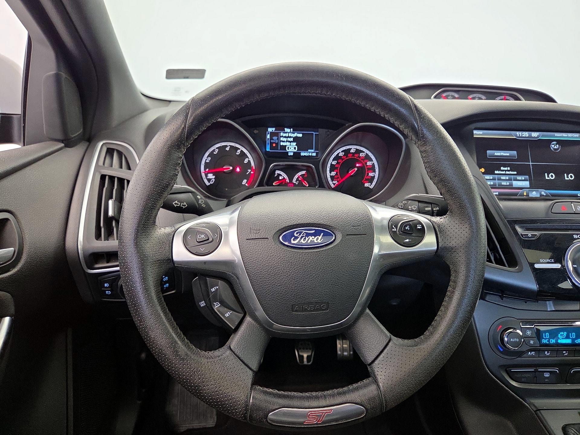 Thumbnail: 2014 Ford Focus - 10