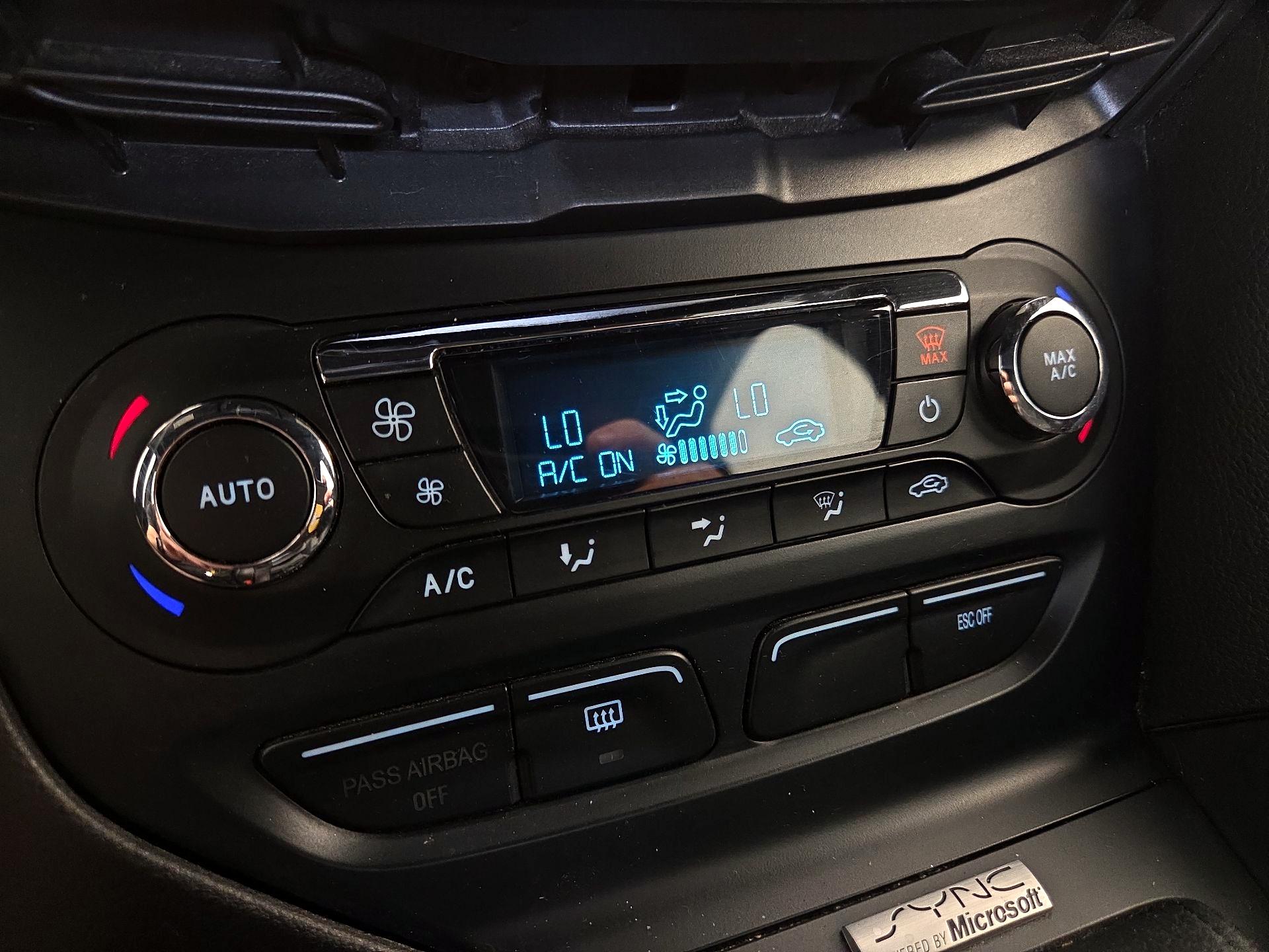 Thumbnail: 2014 Ford Focus - 15