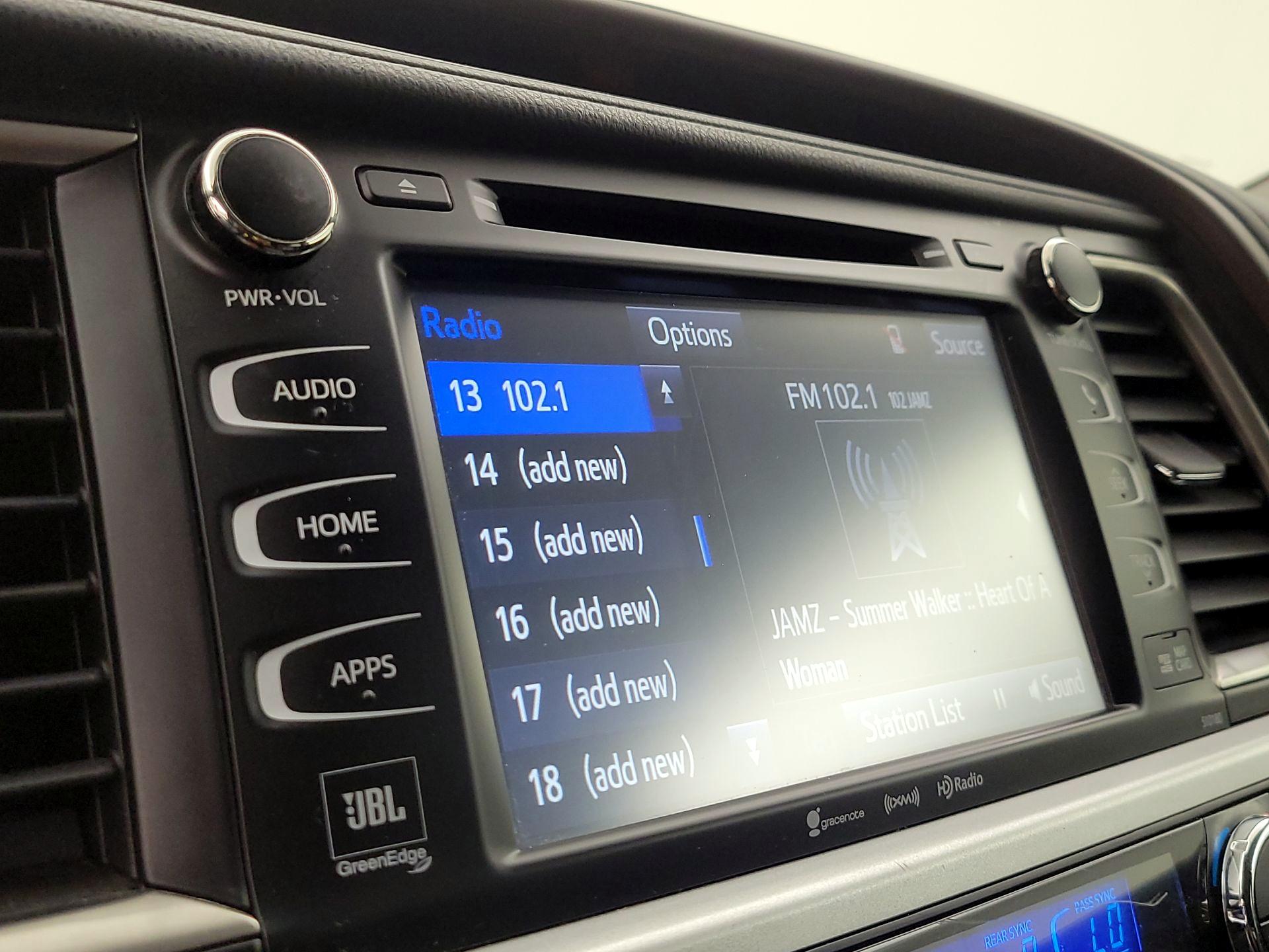 Thumbnail: 2017 Toyota Highlander - 15