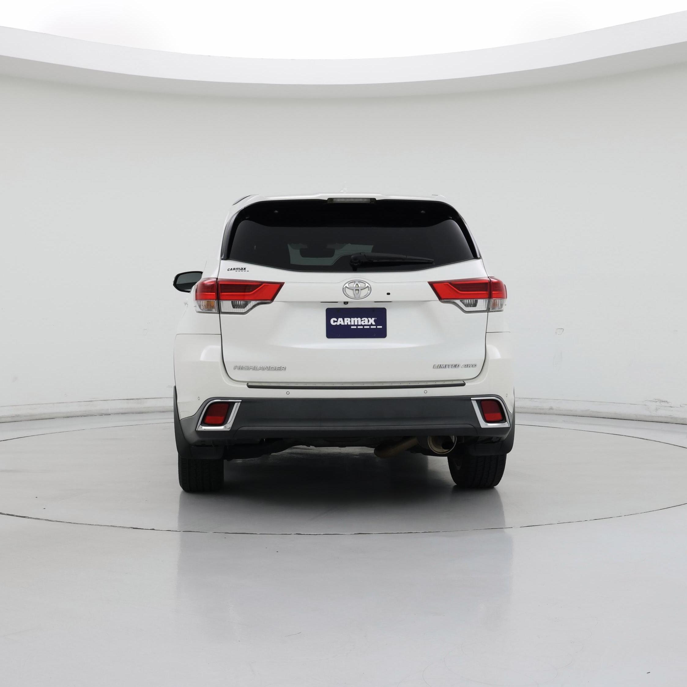 Thumbnail: 2017 Toyota Highlander - 6