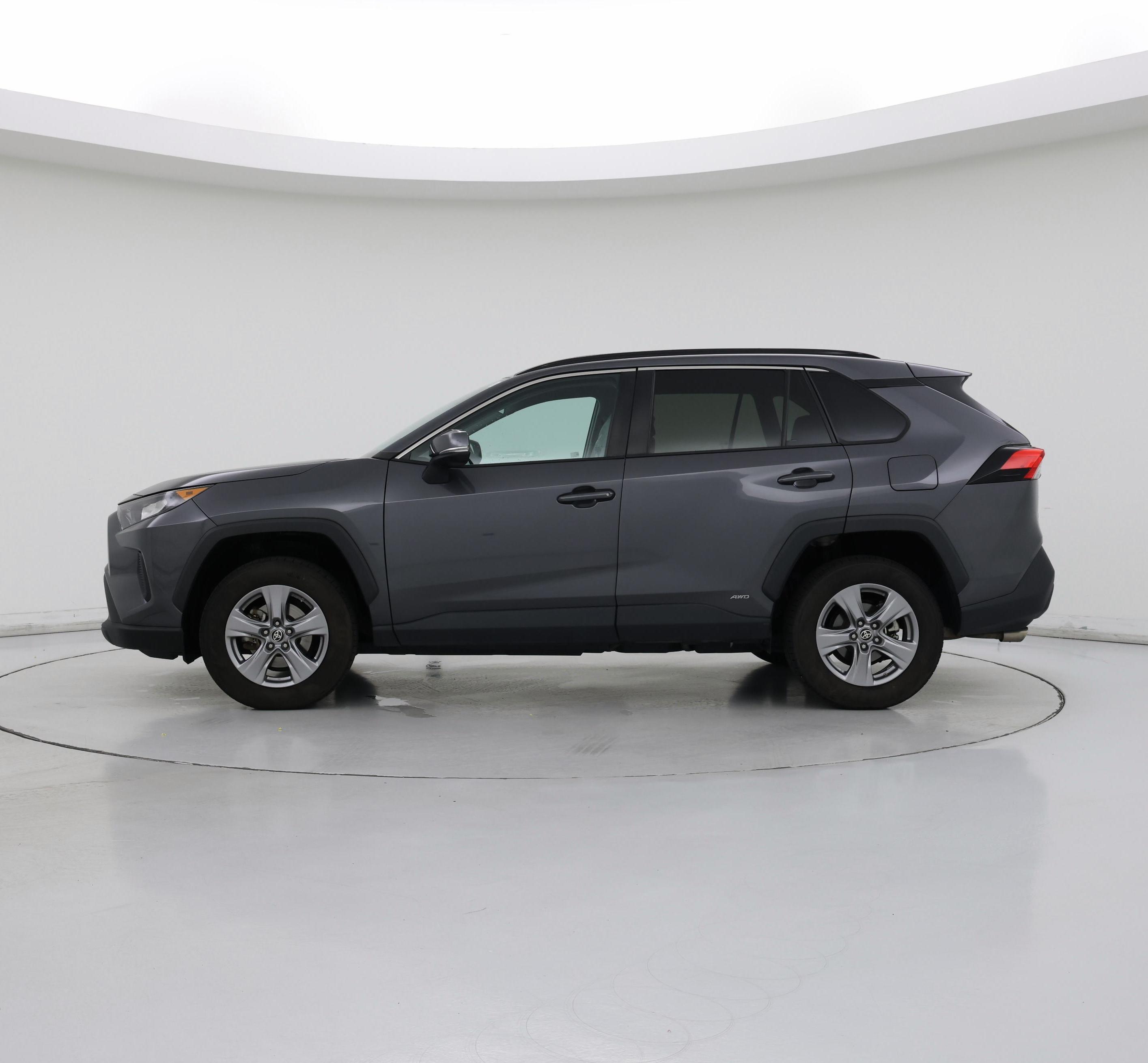 Thumbnail: 2022 Toyota RAV4 - 3