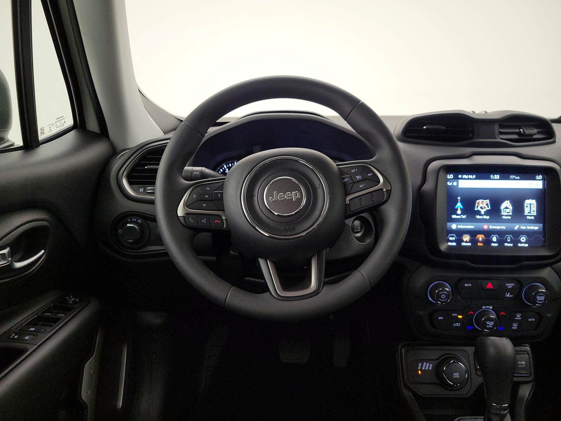 Thumbnail: 2022 Jeep Renegade - 10