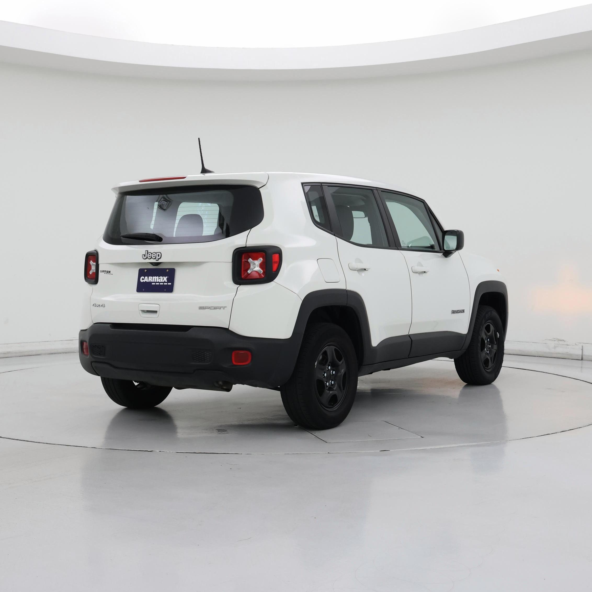 Thumbnail: 2022 Jeep Renegade - 8