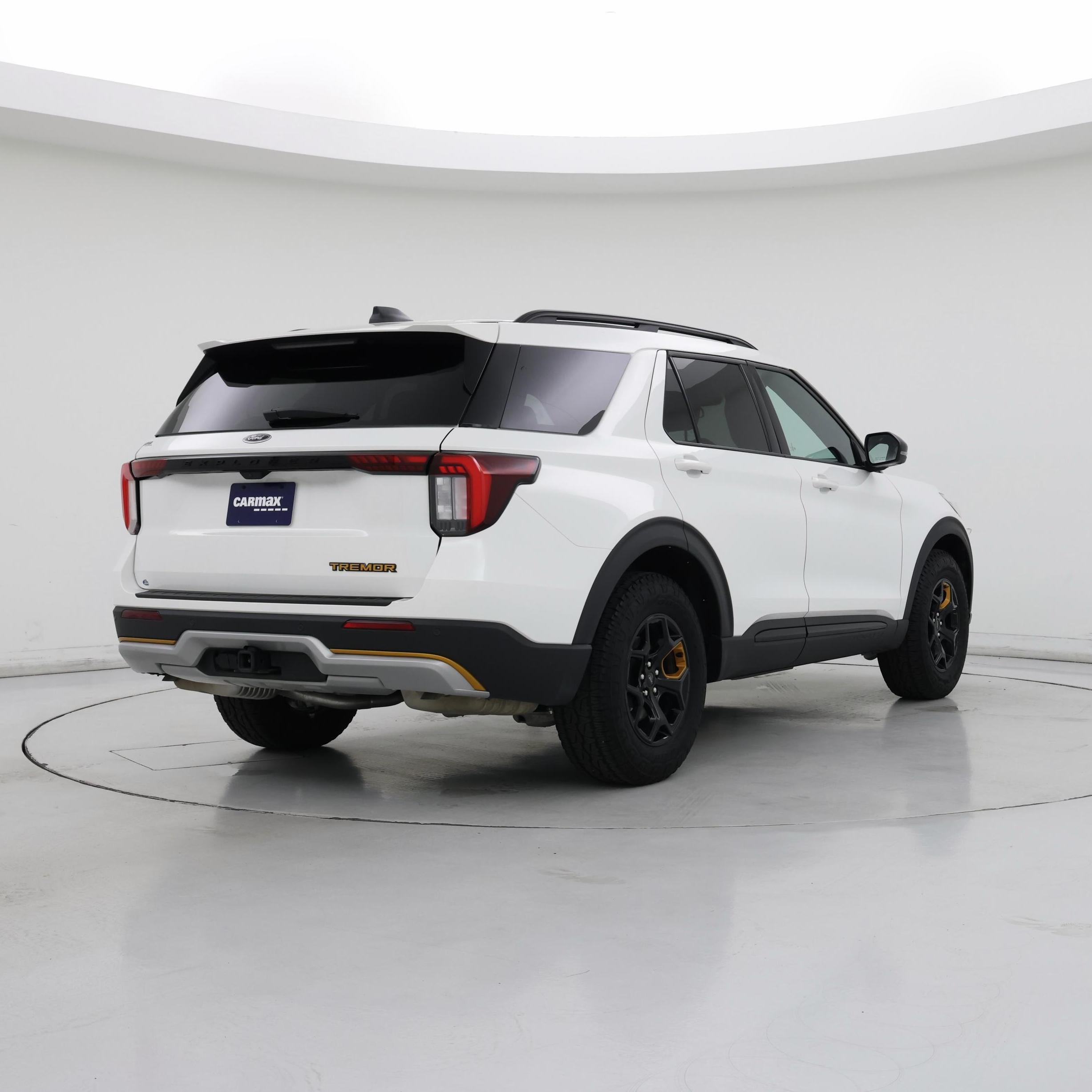 Thumbnail: 2026 Ford Explorer - 8