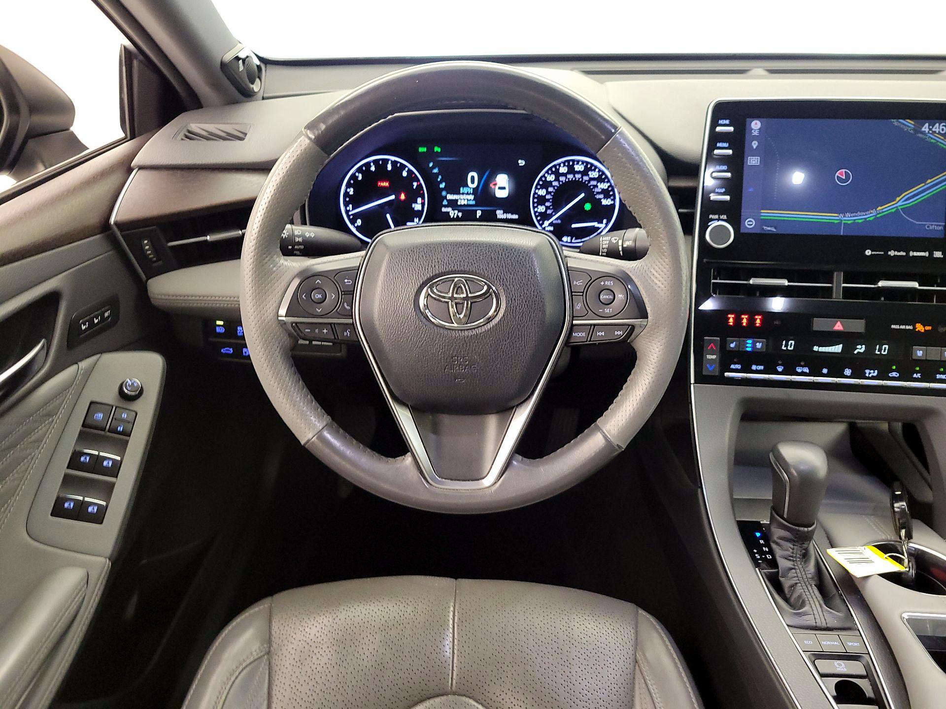 Thumbnail: 2019 Toyota Avalon - 10