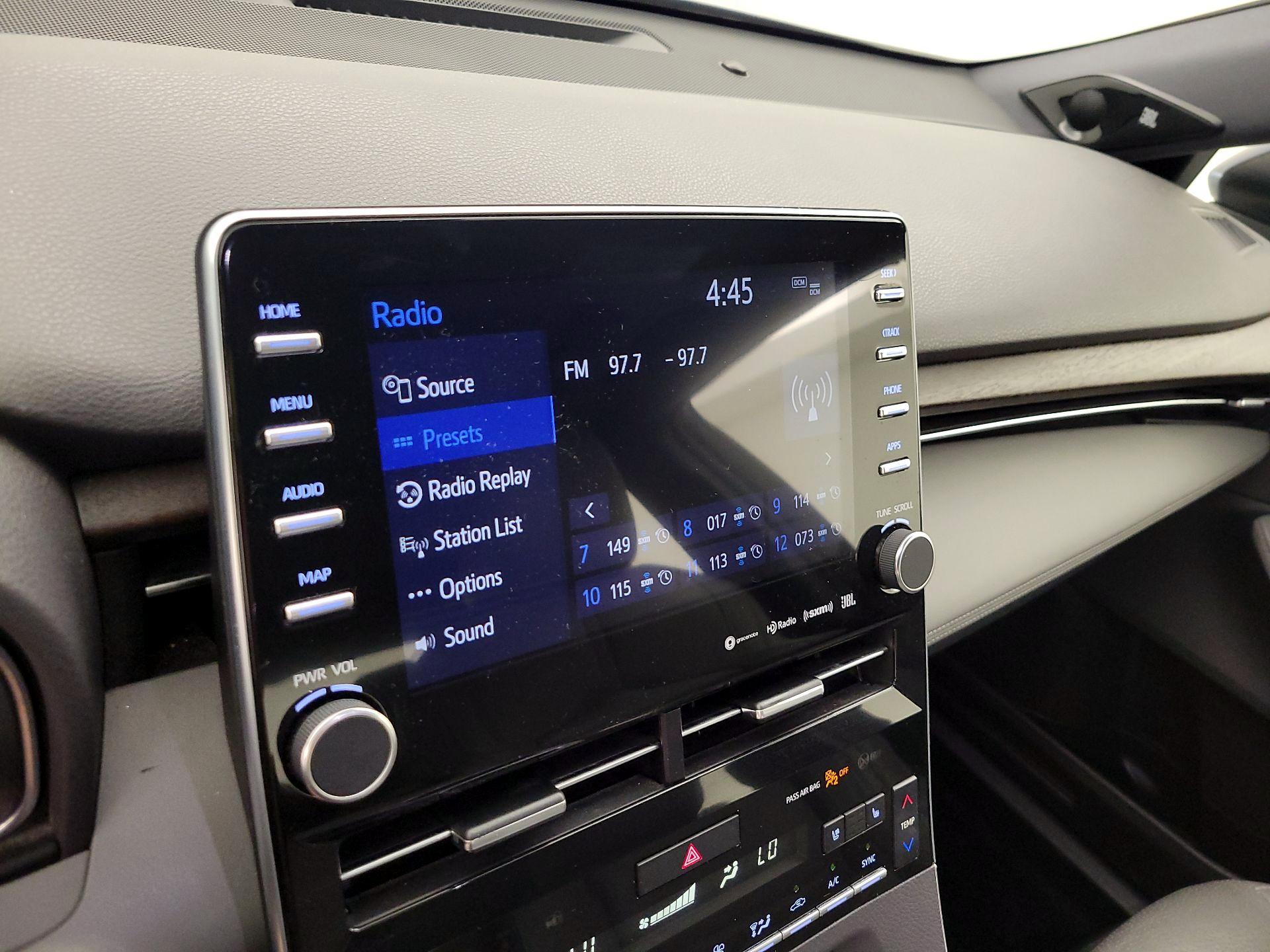 Thumbnail: 2019 Toyota Avalon - 16
