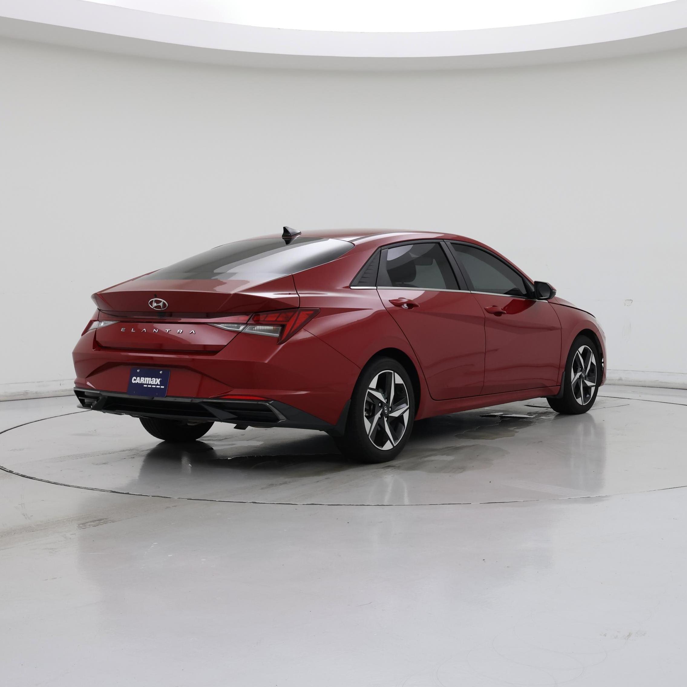Thumbnail: 2022 Hyundai Elantra - 8