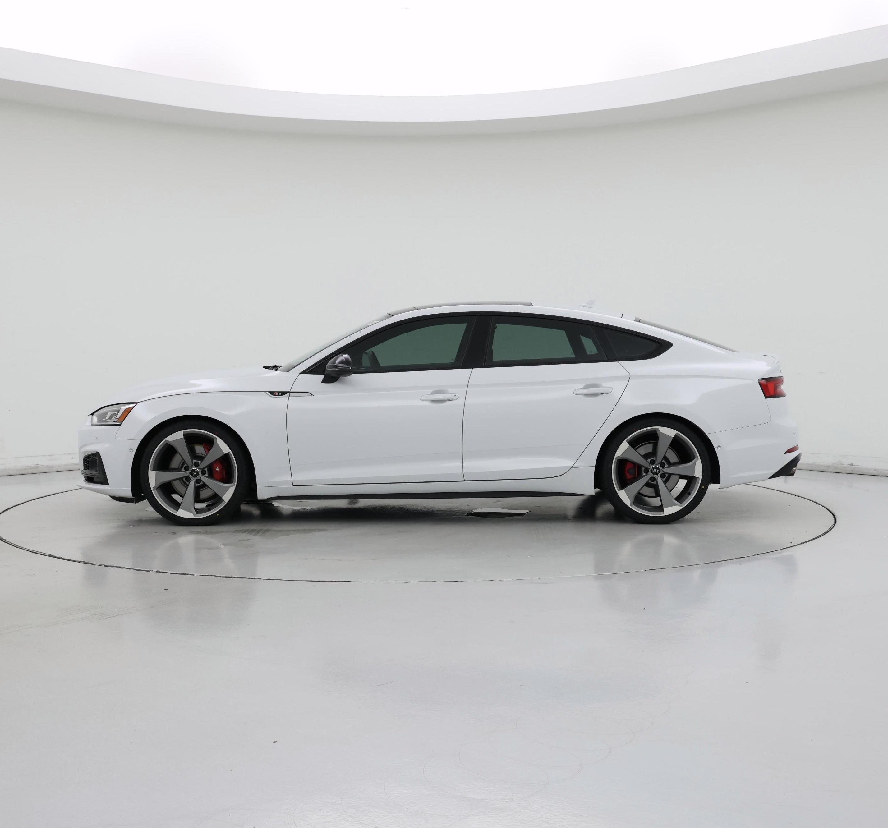 Thumbnail: 2019 Audi S5 - 3