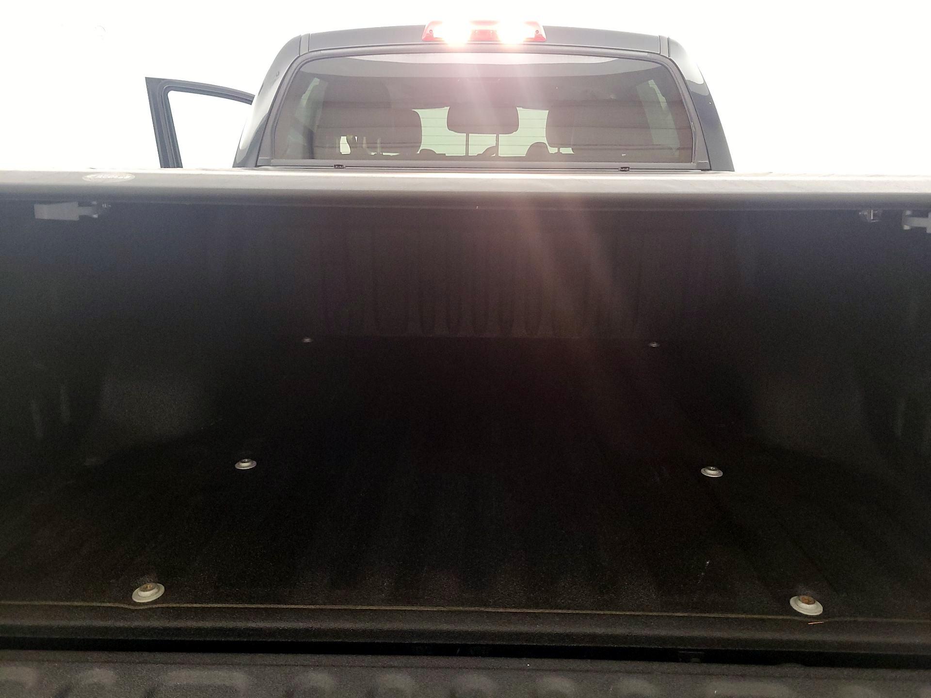 Thumbnail: 2016 Toyota Tundra - 19