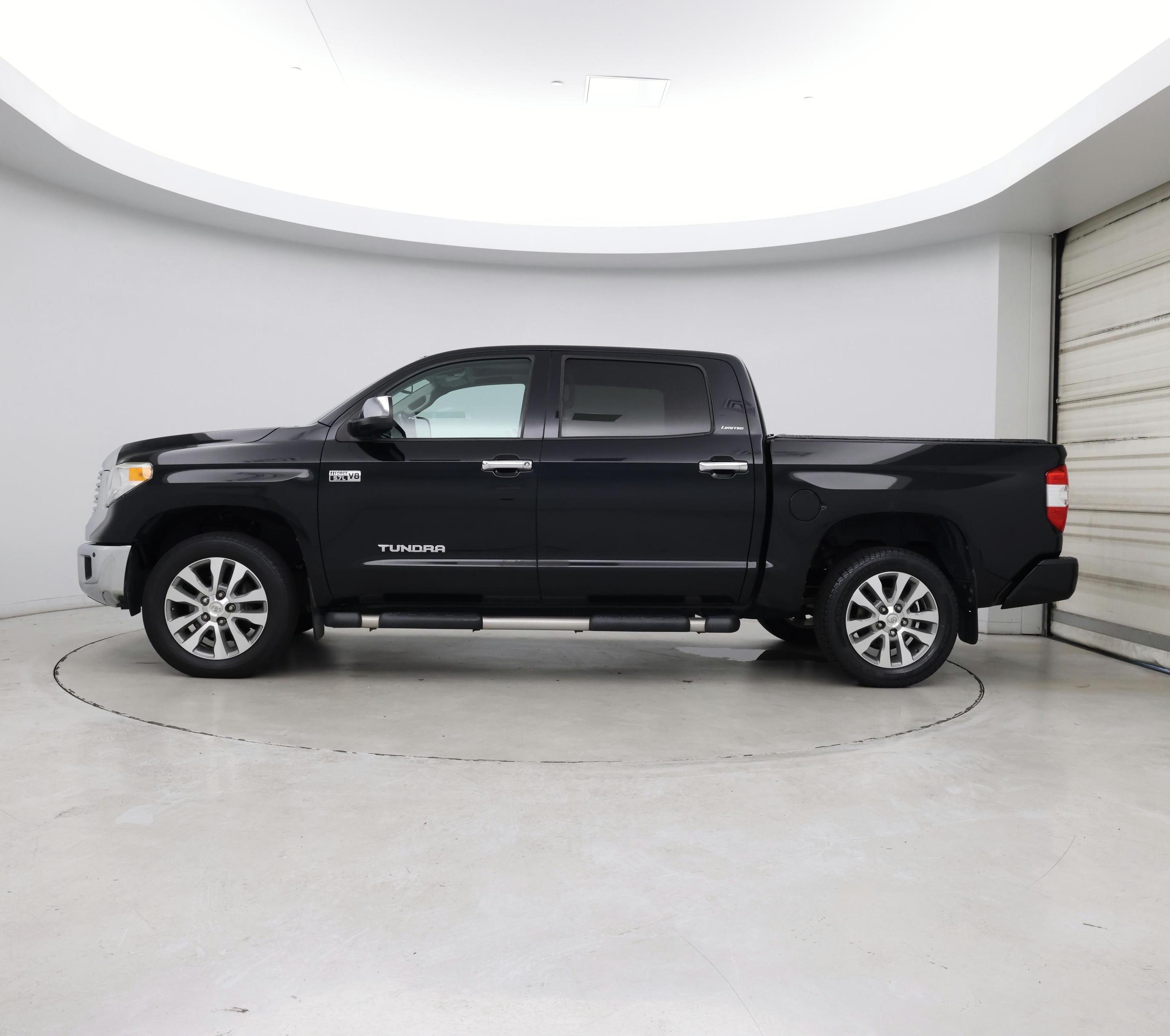 Thumbnail: 2016 Toyota Tundra - 3