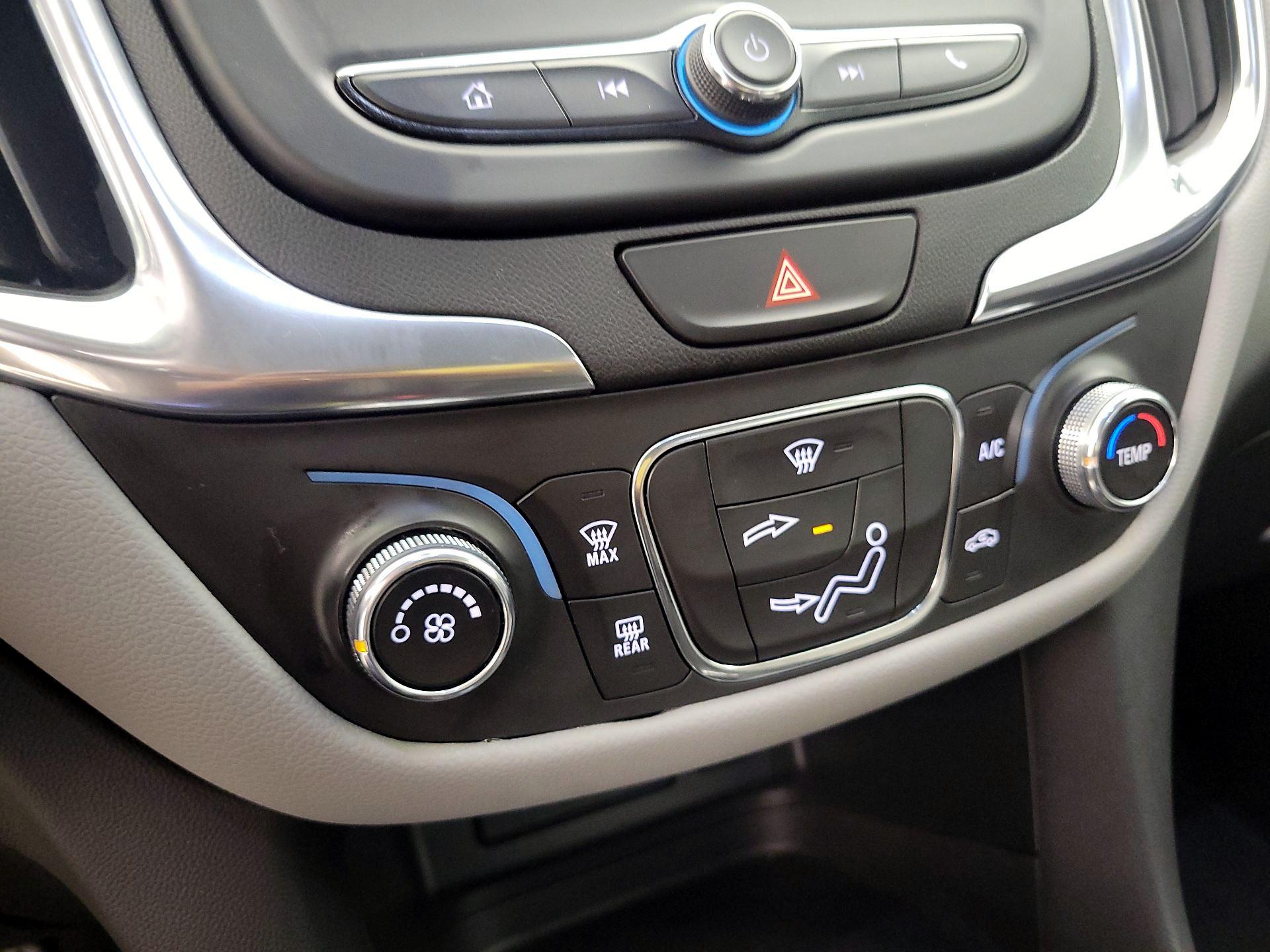 Thumbnail: 2021 Chevrolet Equinox - 14