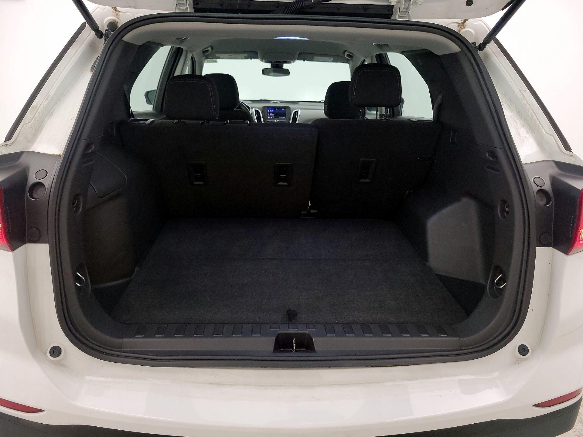 Thumbnail: 2021 Chevrolet Equinox - 18