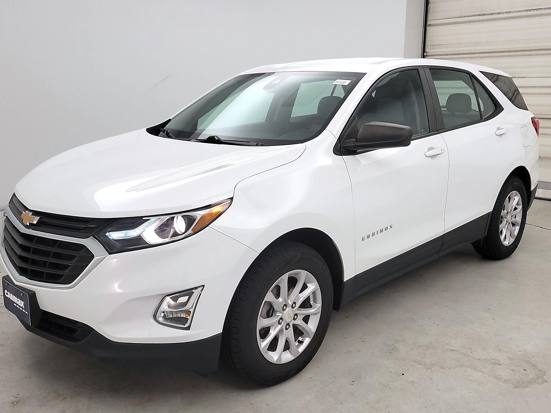 Thumbnail: 2021 Chevrolet Equinox - 3