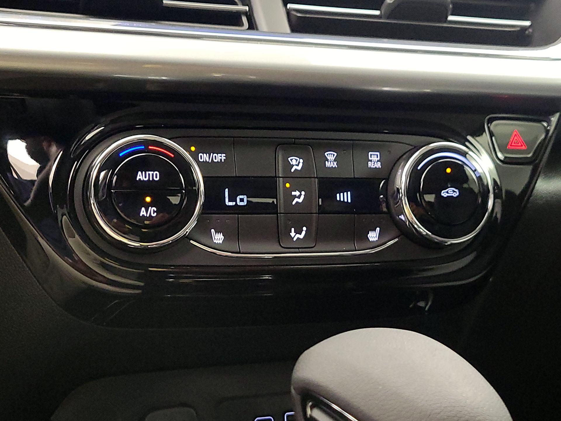 Thumbnail: 2026 Chevrolet Trax - 16