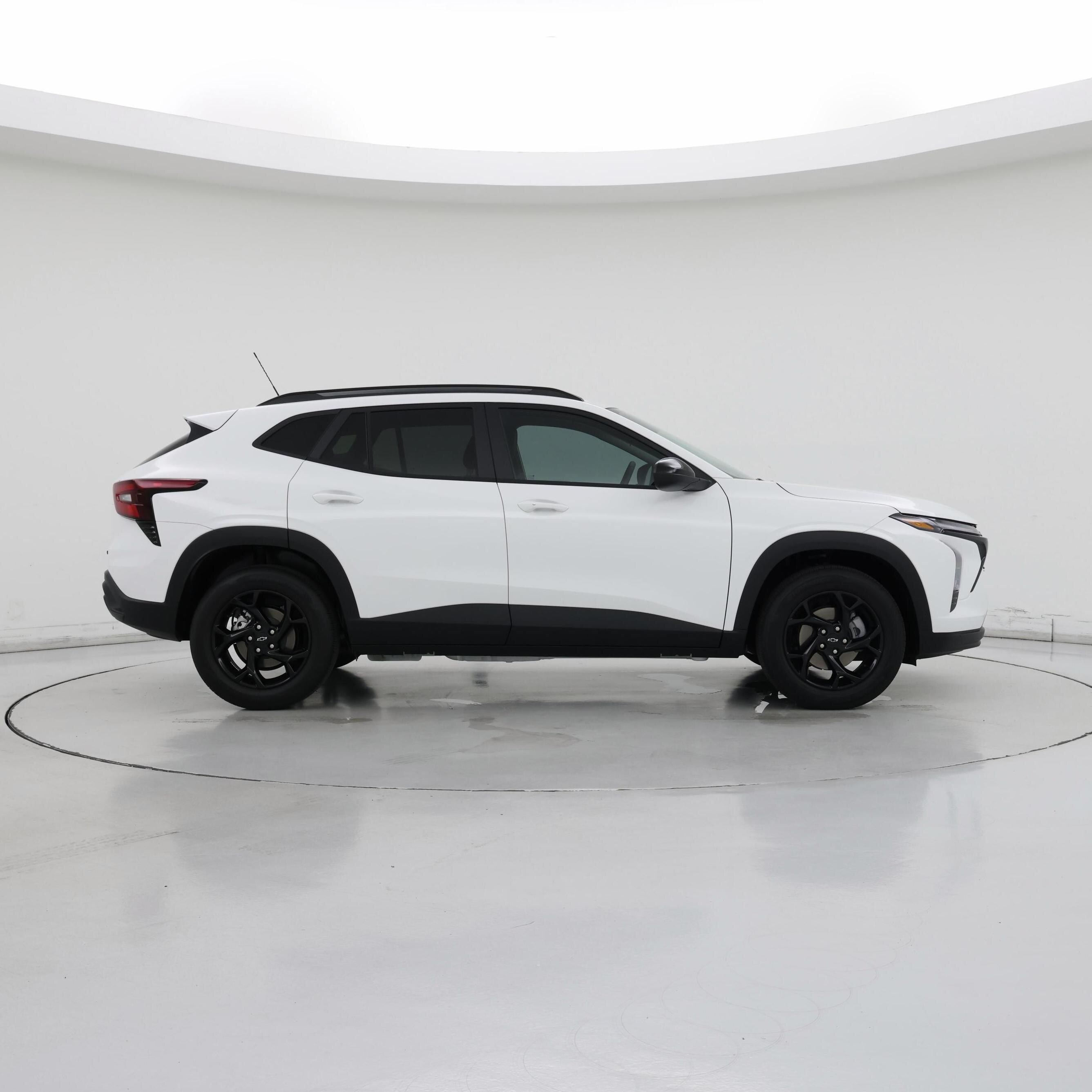 Thumbnail: 2026 Chevrolet Trax - 7