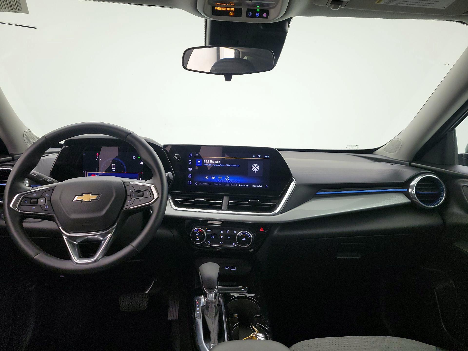 Thumbnail: 2025 Chevrolet Trax - 9