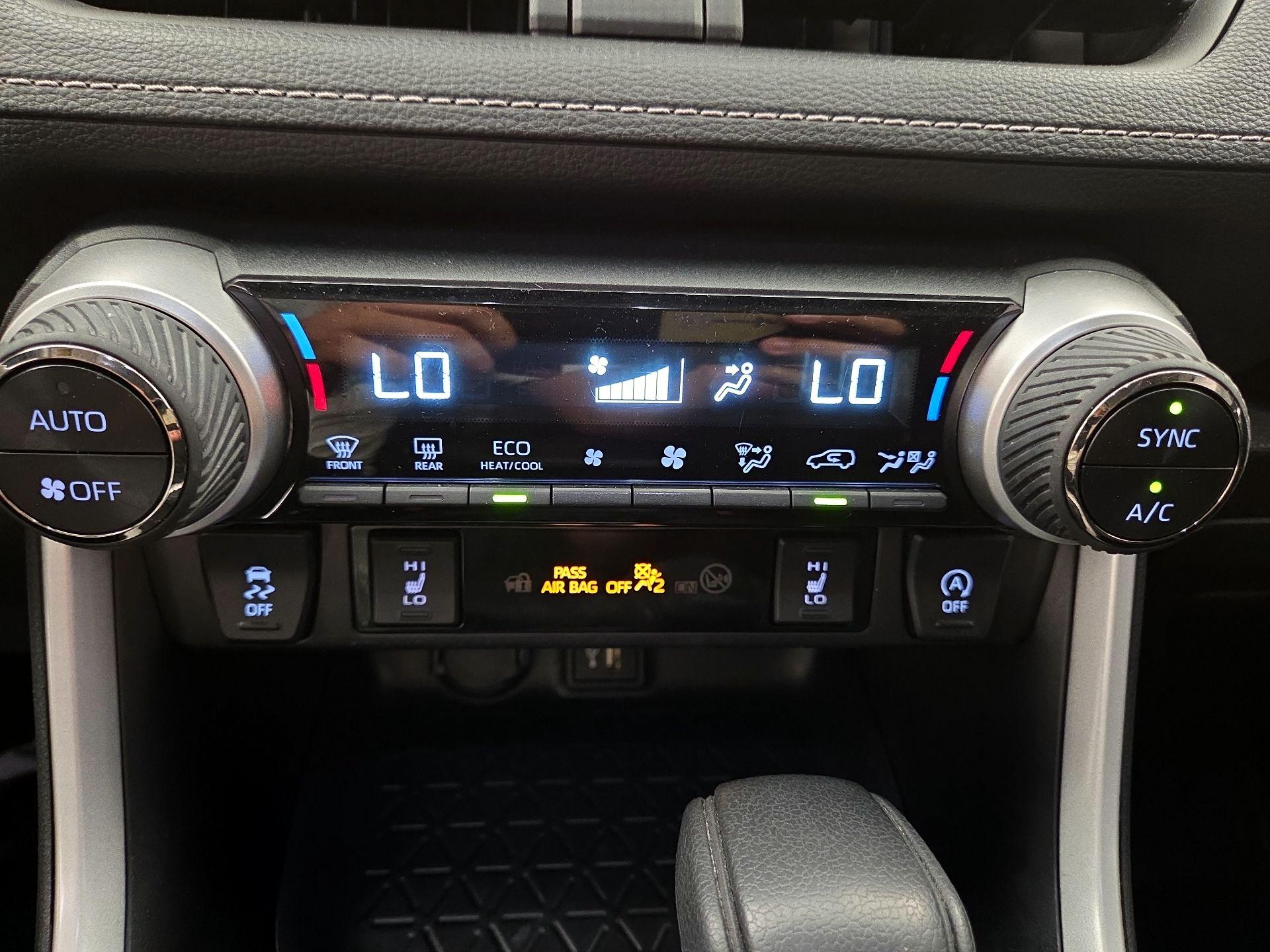 Thumbnail: 2025 Toyota RAV4 - 16