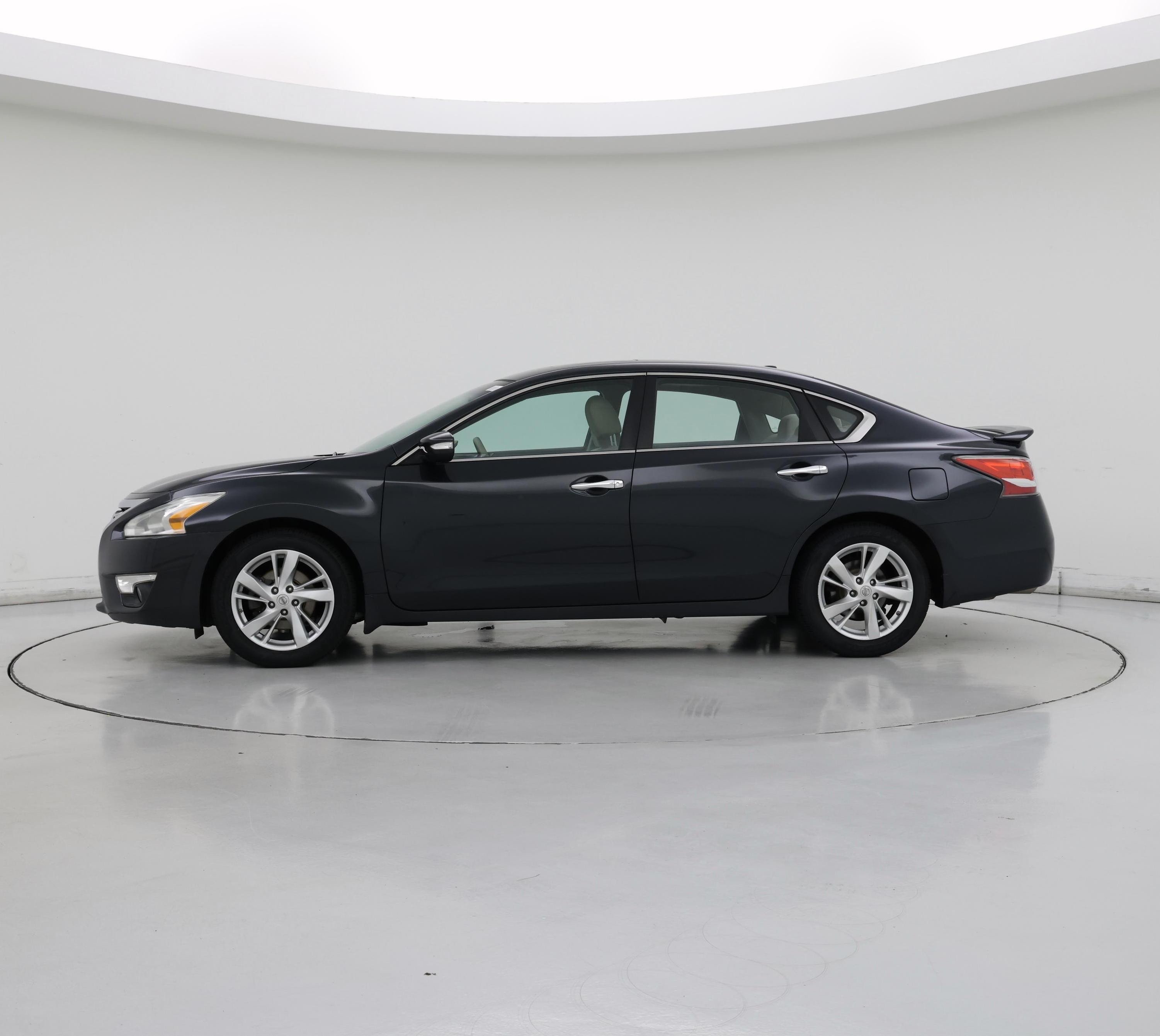 Thumbnail: 2014 Nissan Altima - 3