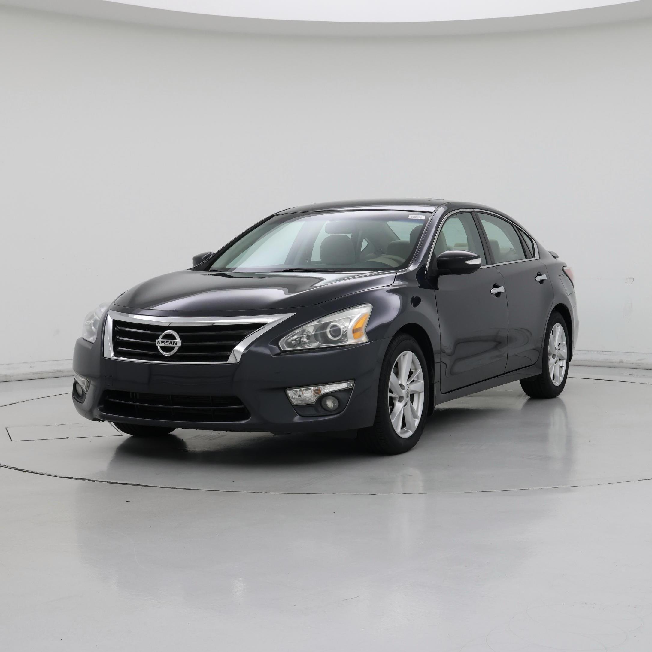 Thumbnail: 2014 Nissan Altima - 4