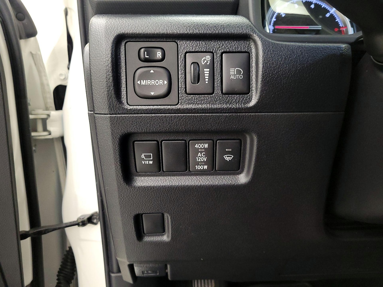 2023 Toyota 4Runner Limited - Photo 14