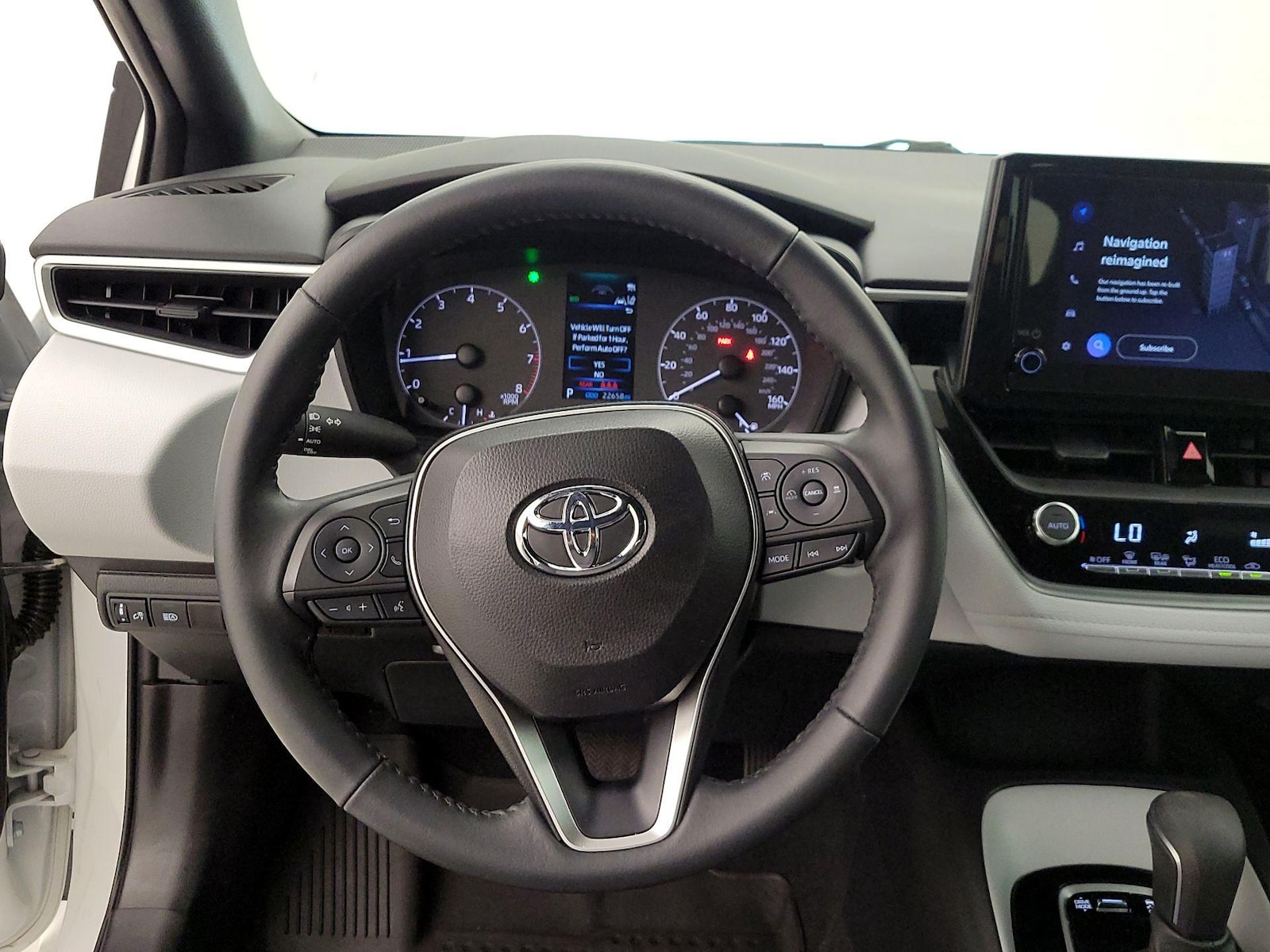 2024 Toyota Corolla SE - Photo 11
