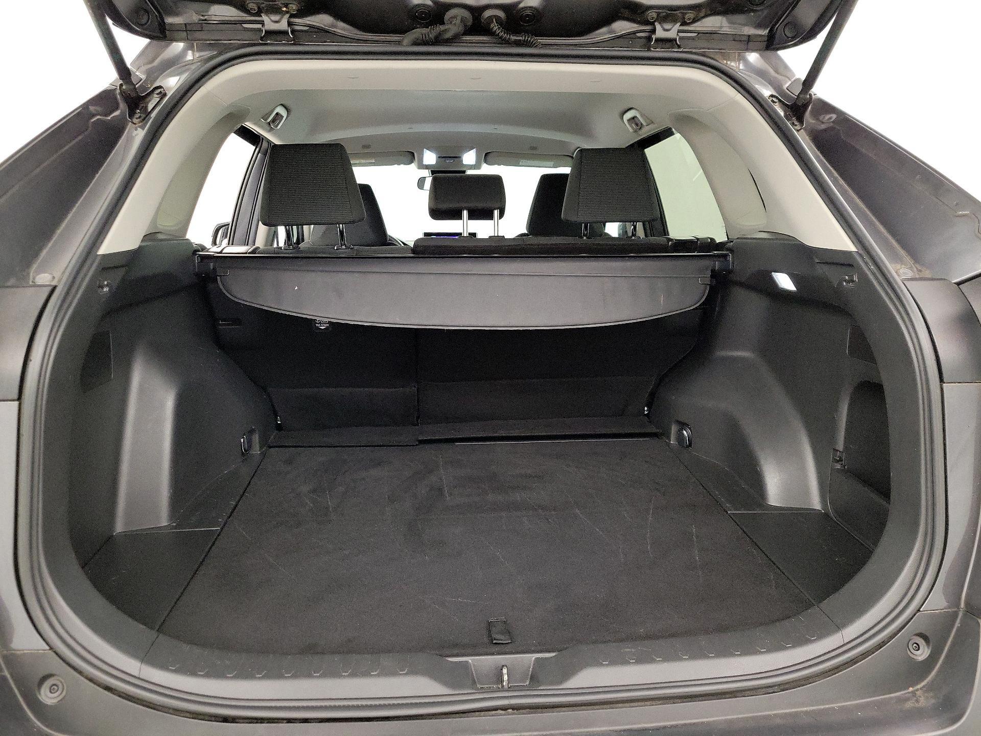 Thumbnail: 2023 Toyota RAV4 - 20