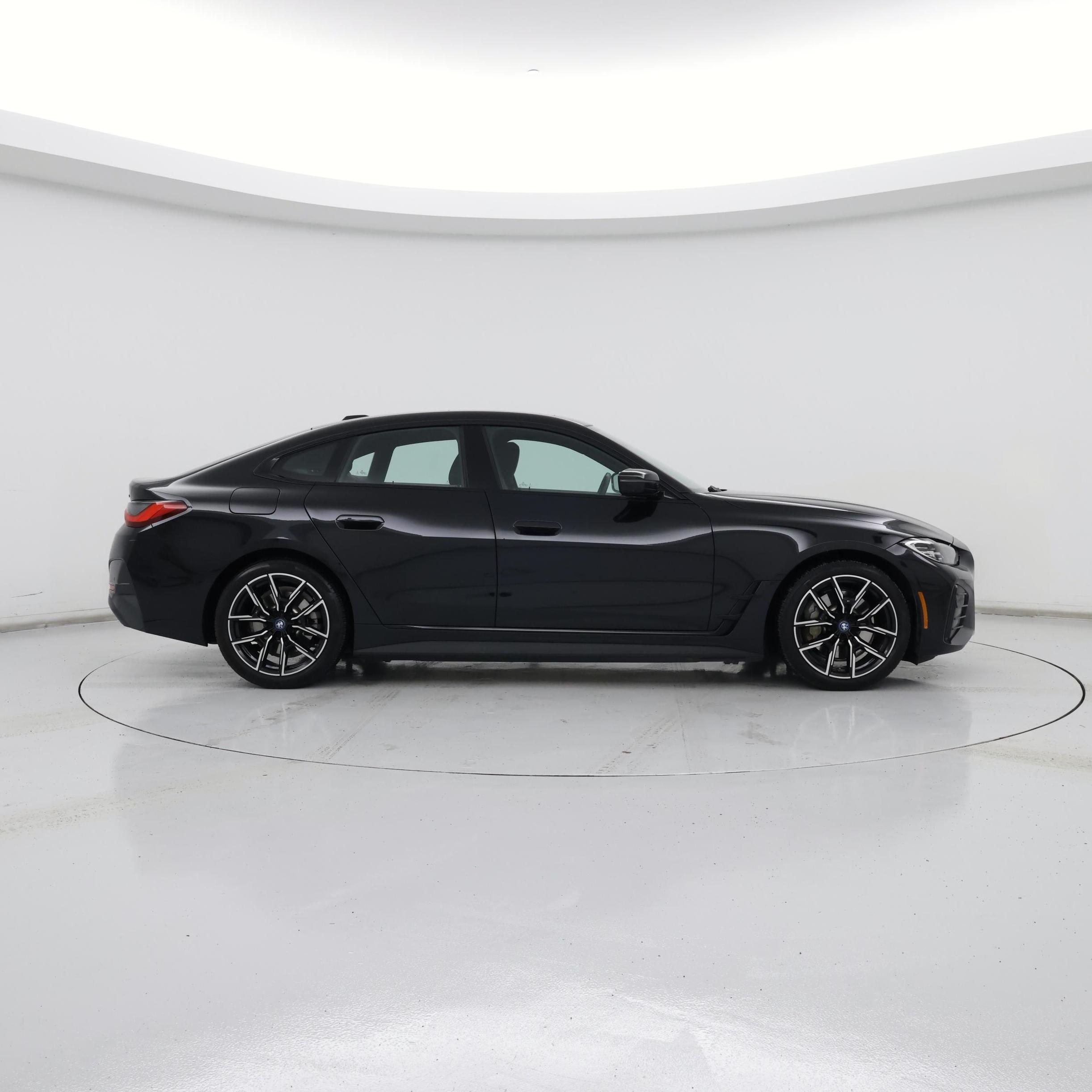 Thumbnail: 2022 BMW i4 - 7