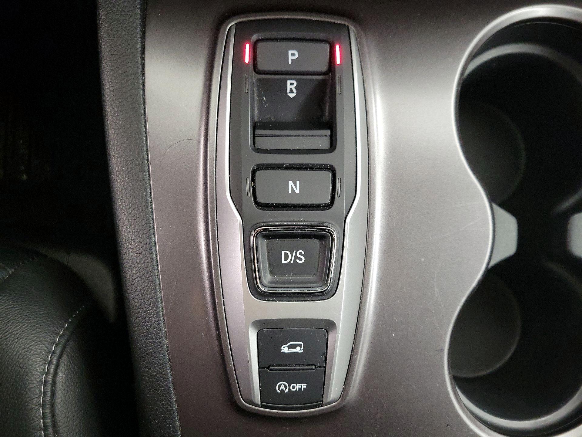 Thumbnail: 2022 Honda Pilot - 17