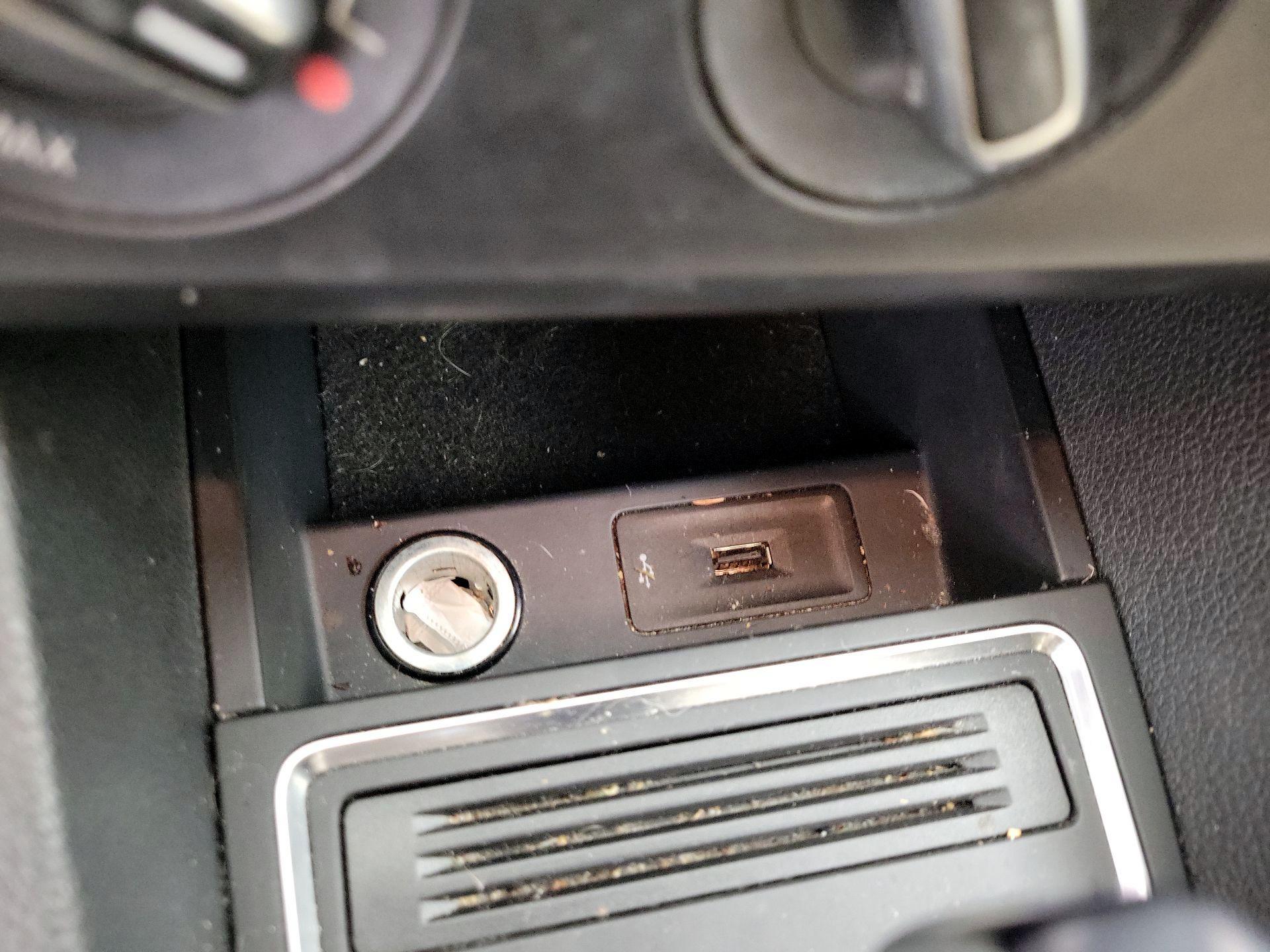 Thumbnail: 2018 Volkswagen Jetta - 18