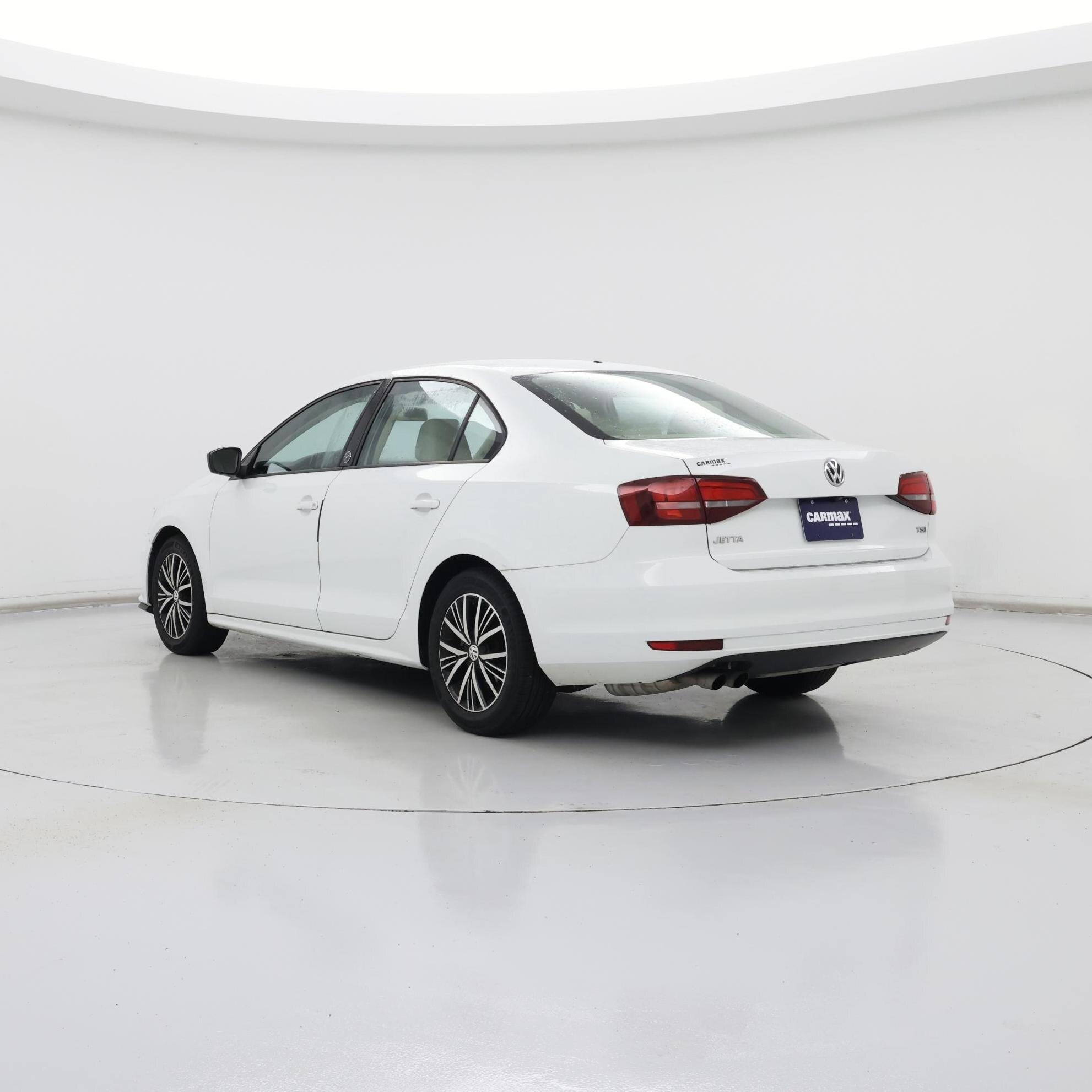 Thumbnail: 2018 Volkswagen Jetta - 2