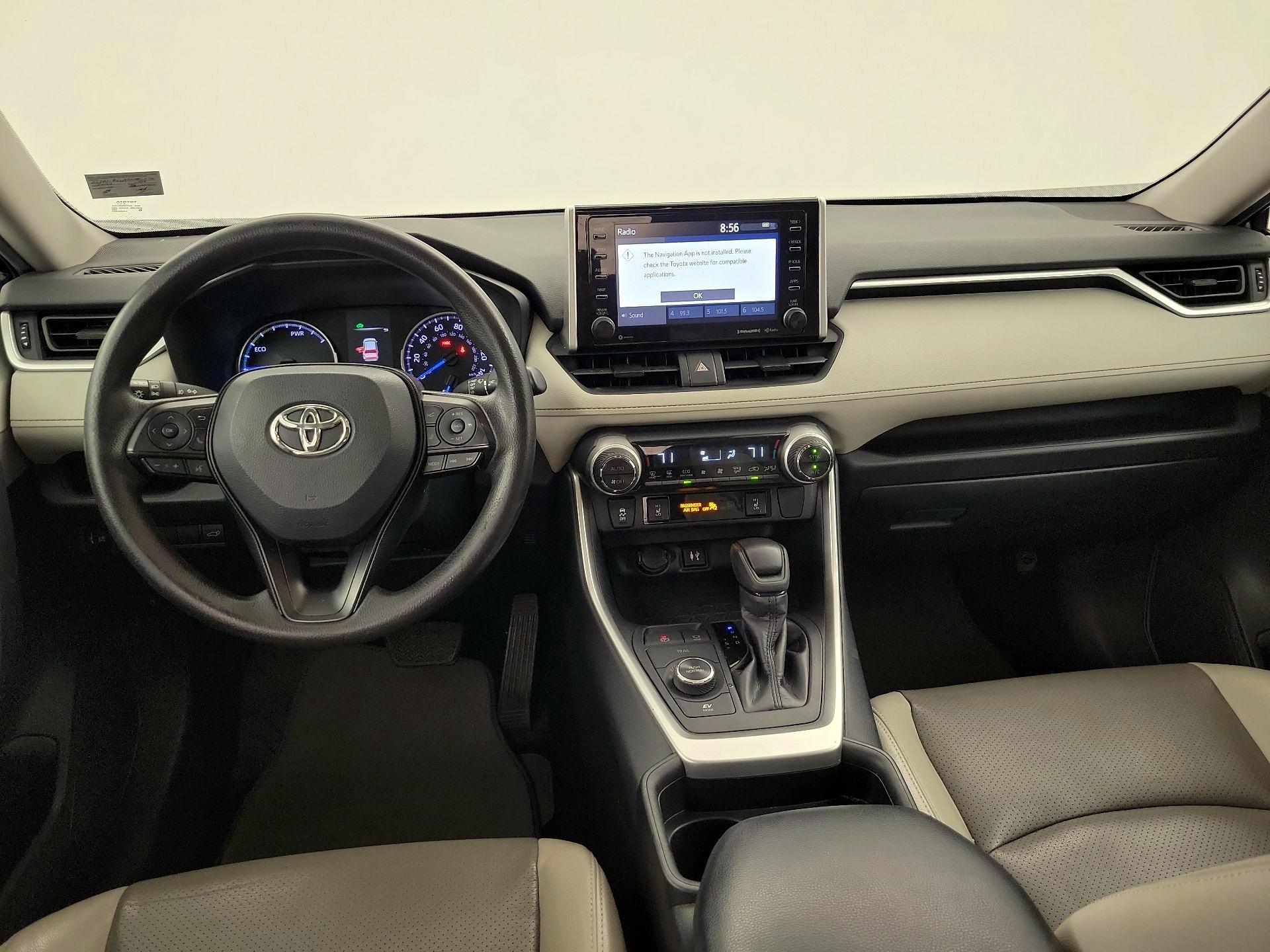 Thumbnail: 2019 Toyota RAV4 - 9