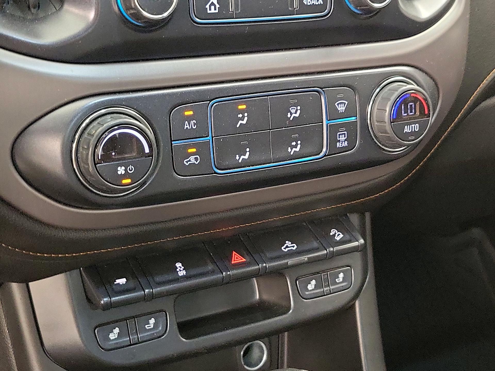 Thumbnail: 2021 GMC Canyon - 17