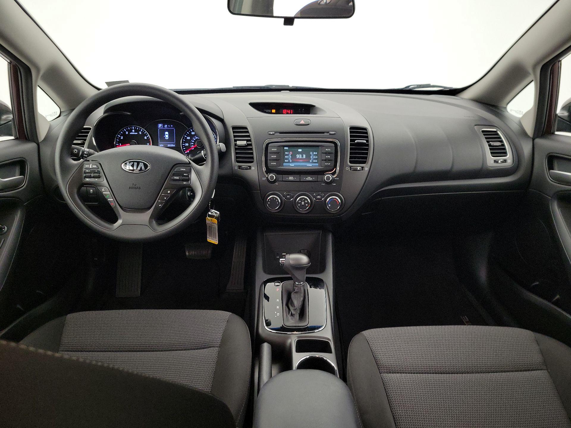 Thumbnail: 2018 Kia Forte - 9