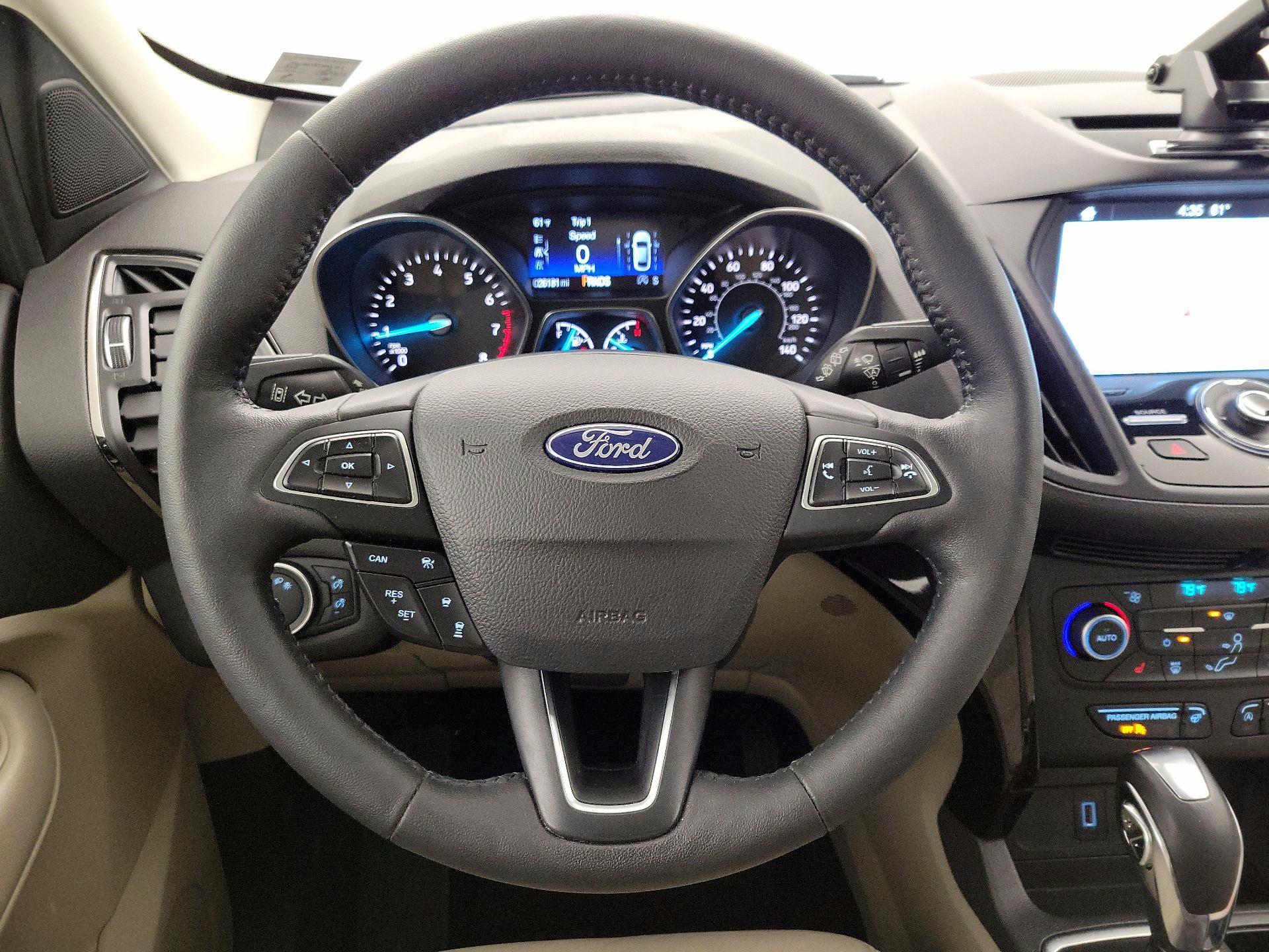 Thumbnail: 2018 Ford Escape - 10