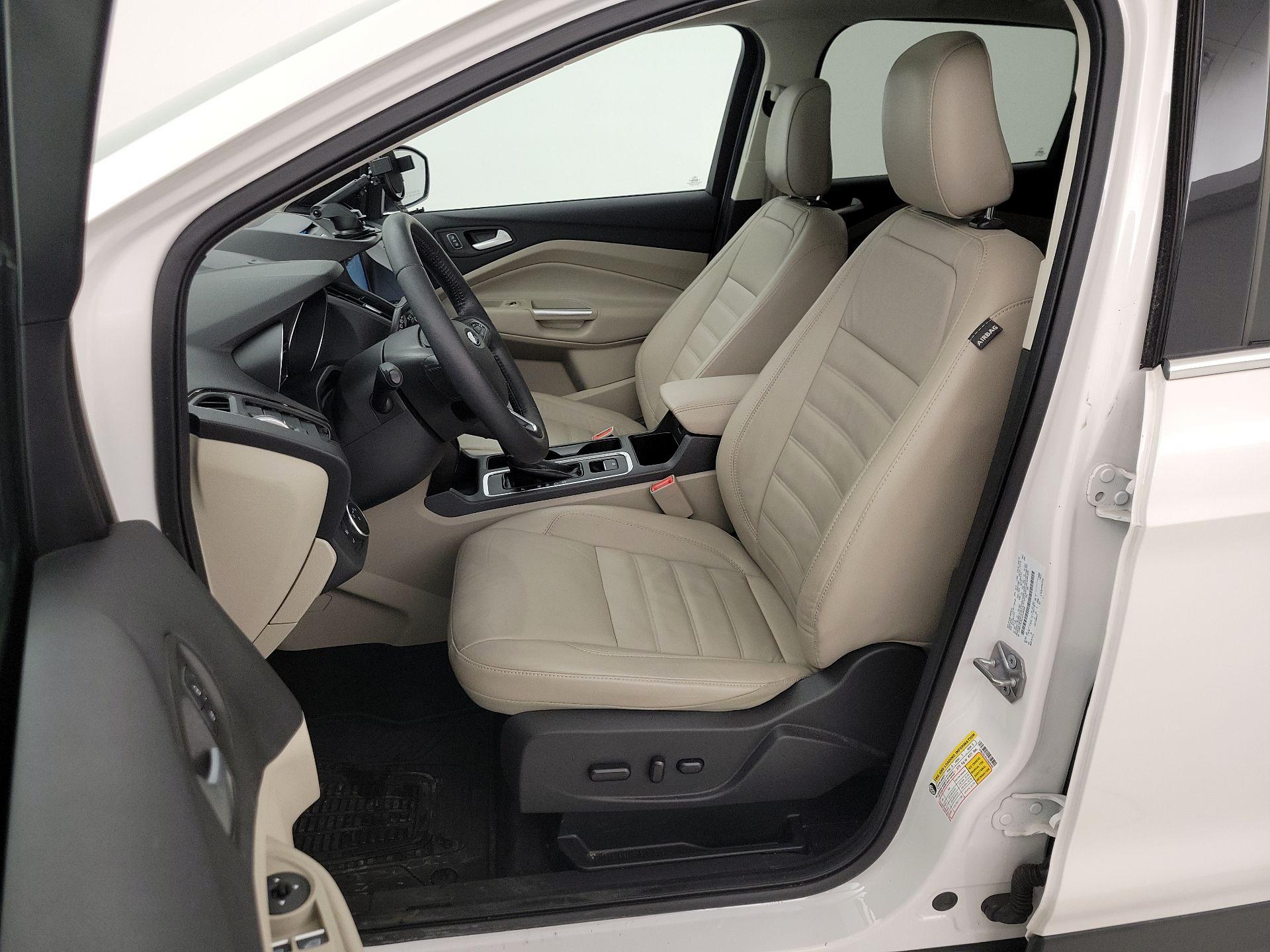 Thumbnail: 2018 Ford Escape - 11