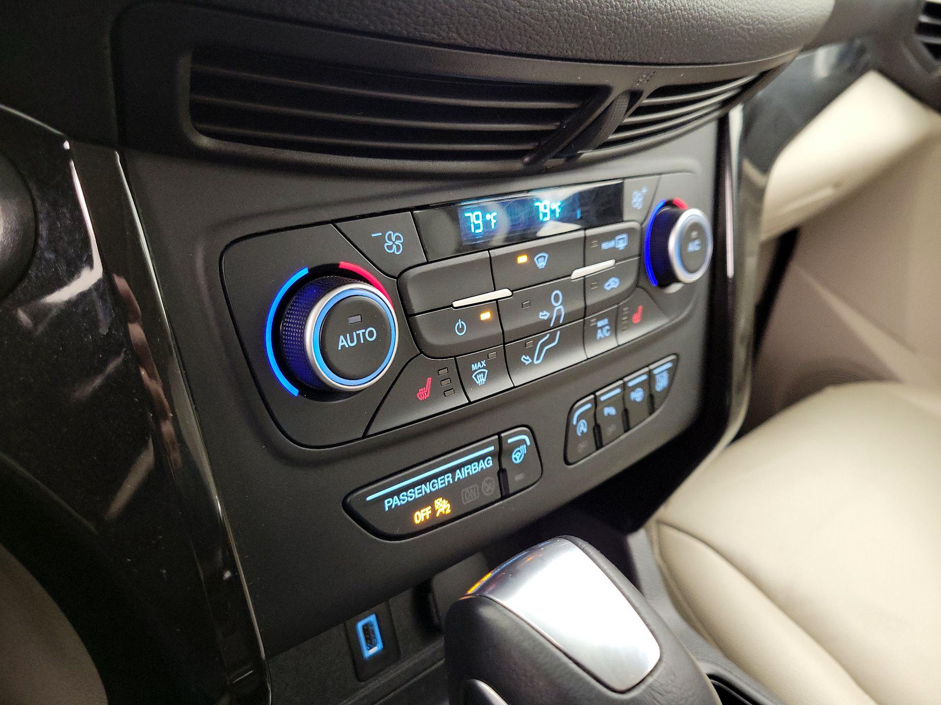 Thumbnail: 2018 Ford Escape - 17