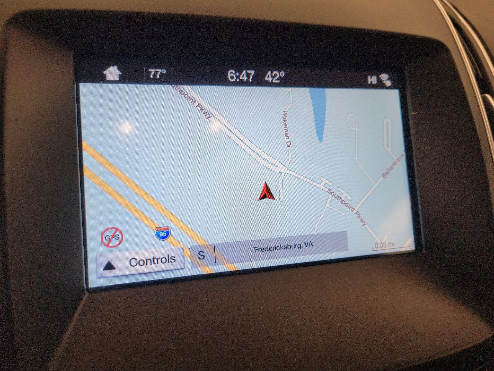 Thumbnail: 2016 Ford Edge - 14