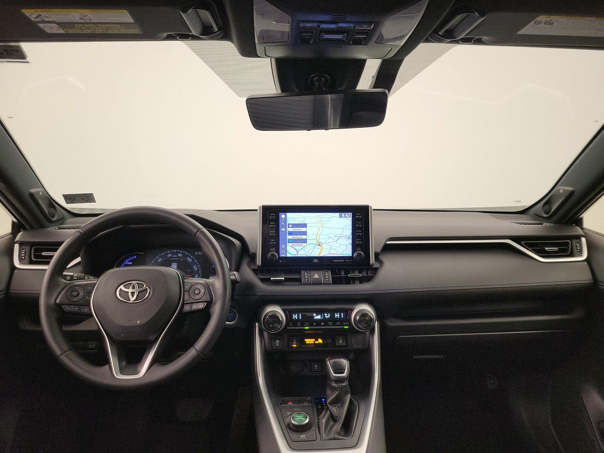 Thumbnail: 2020 Toyota RAV4 - 9