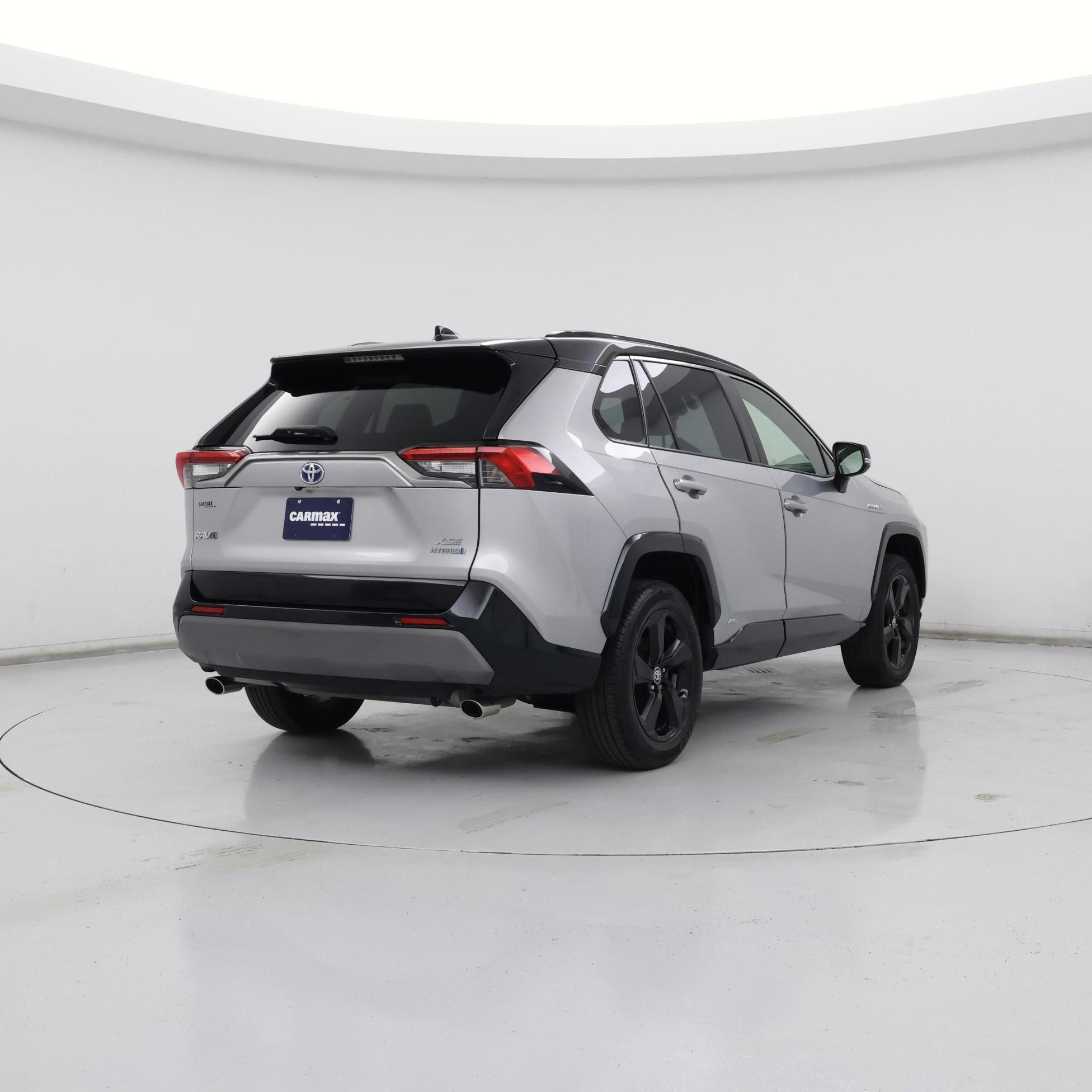 Thumbnail: 2020 Toyota RAV4 - 8