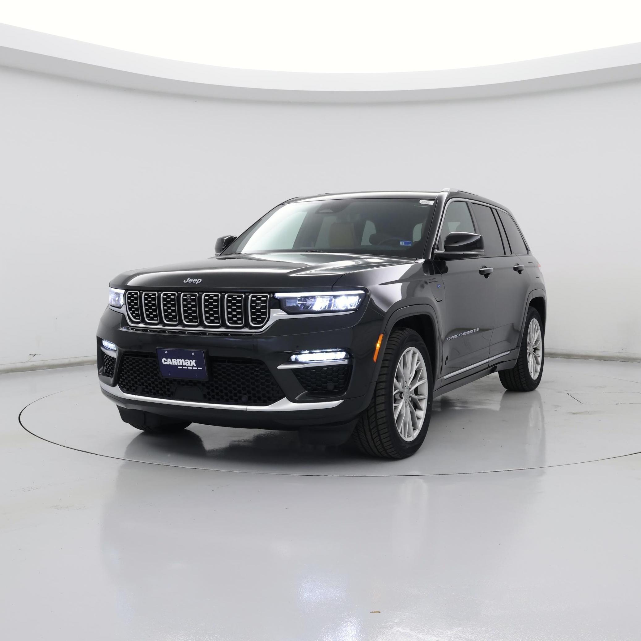 Thumbnail: 2023 Jeep Grand Cherokee - 4