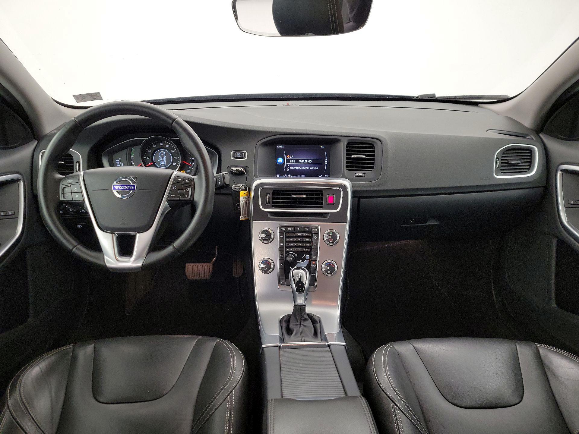 Thumbnail: 2017 Volvo S60 - 9