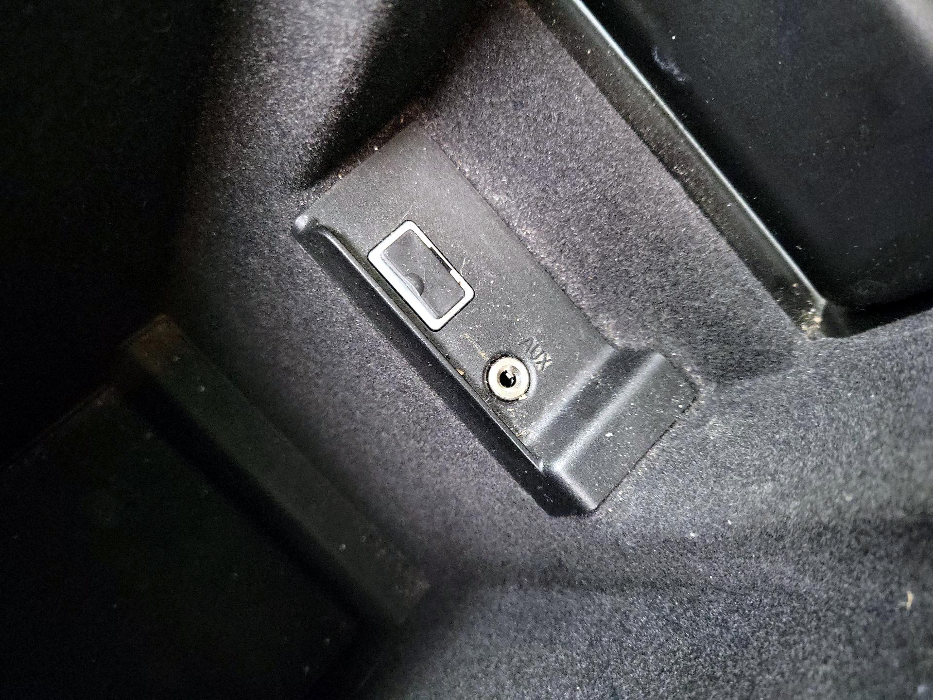 Thumbnail: 2017 Volvo S60 - 17