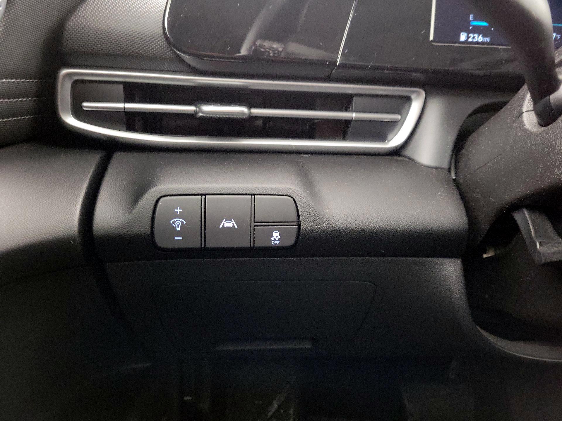 Thumbnail: 2021 Hyundai Elantra - 13